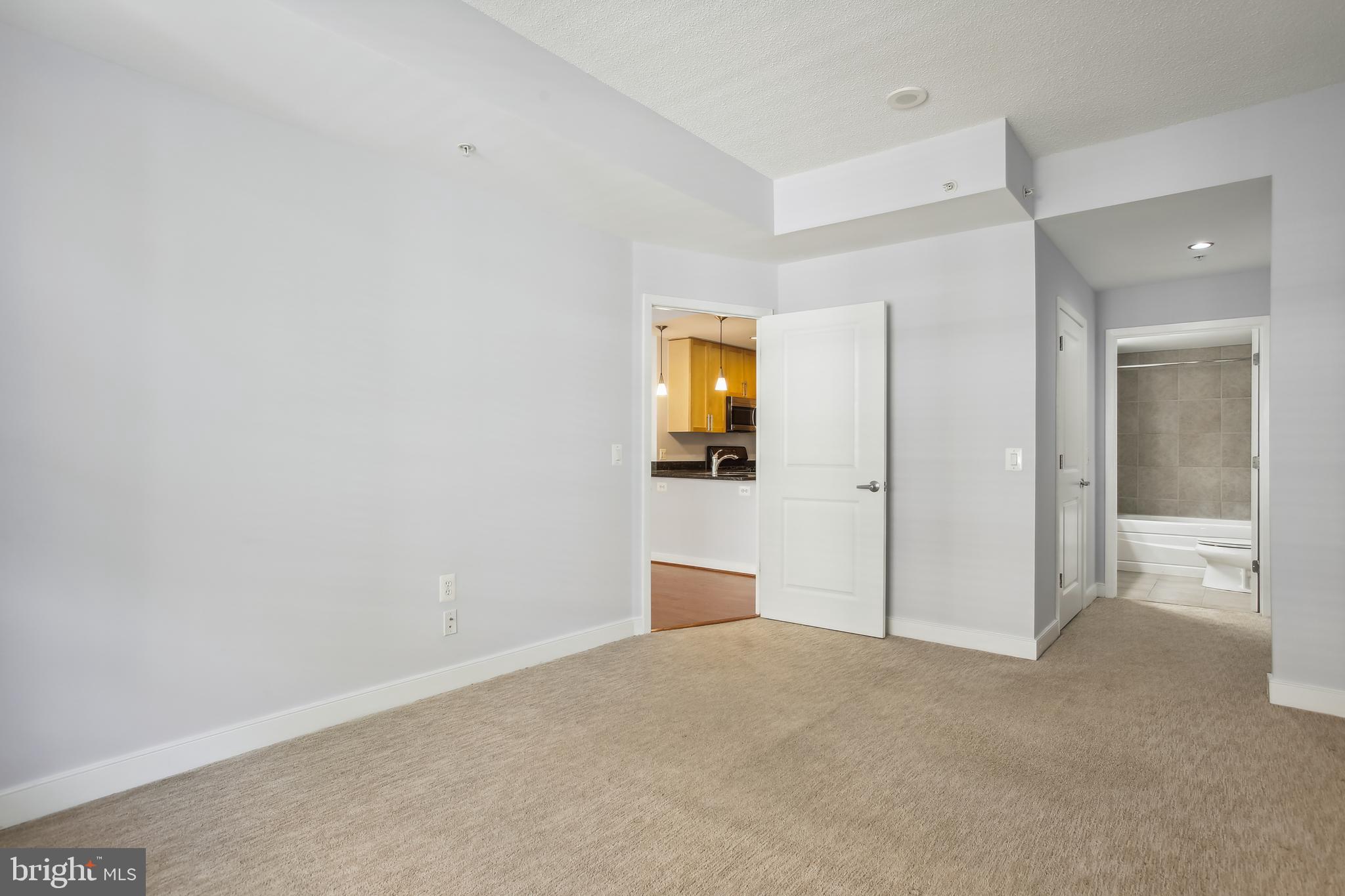 HAWTHORN - Residential Lease