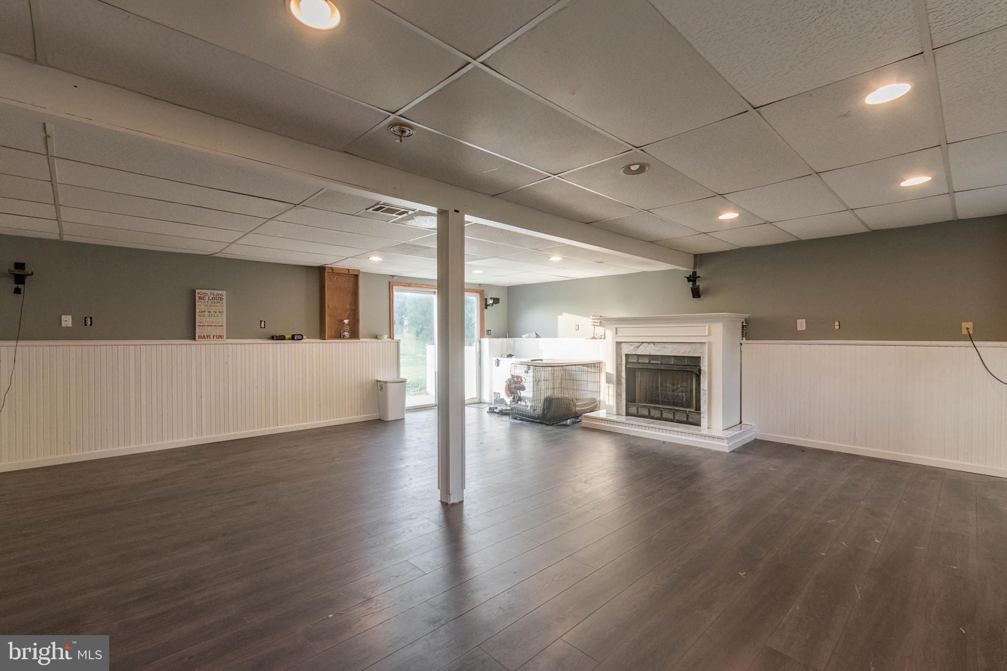 BRIAR RUN - Residential