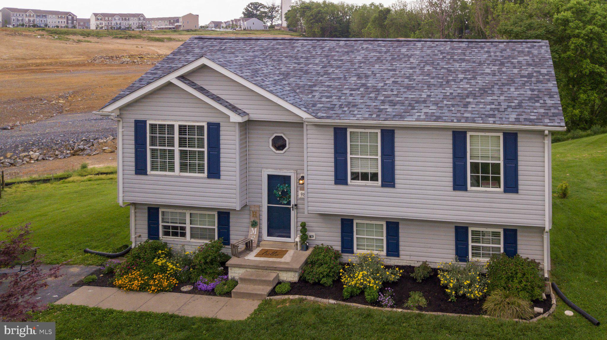 BRIAR RUN - Residential