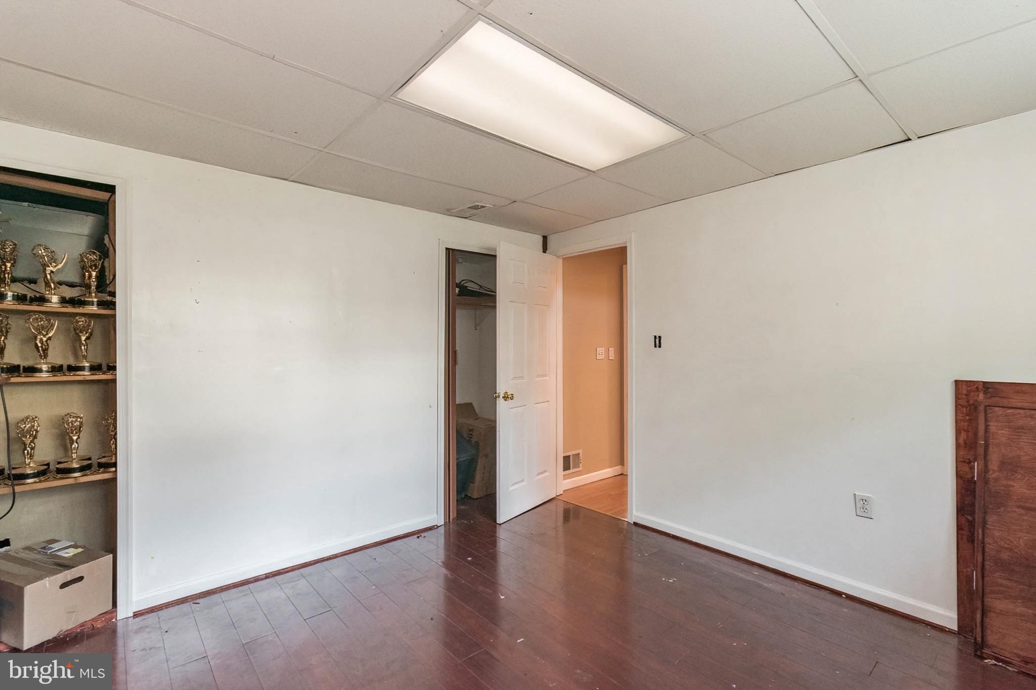 BRIAR RUN - Residential