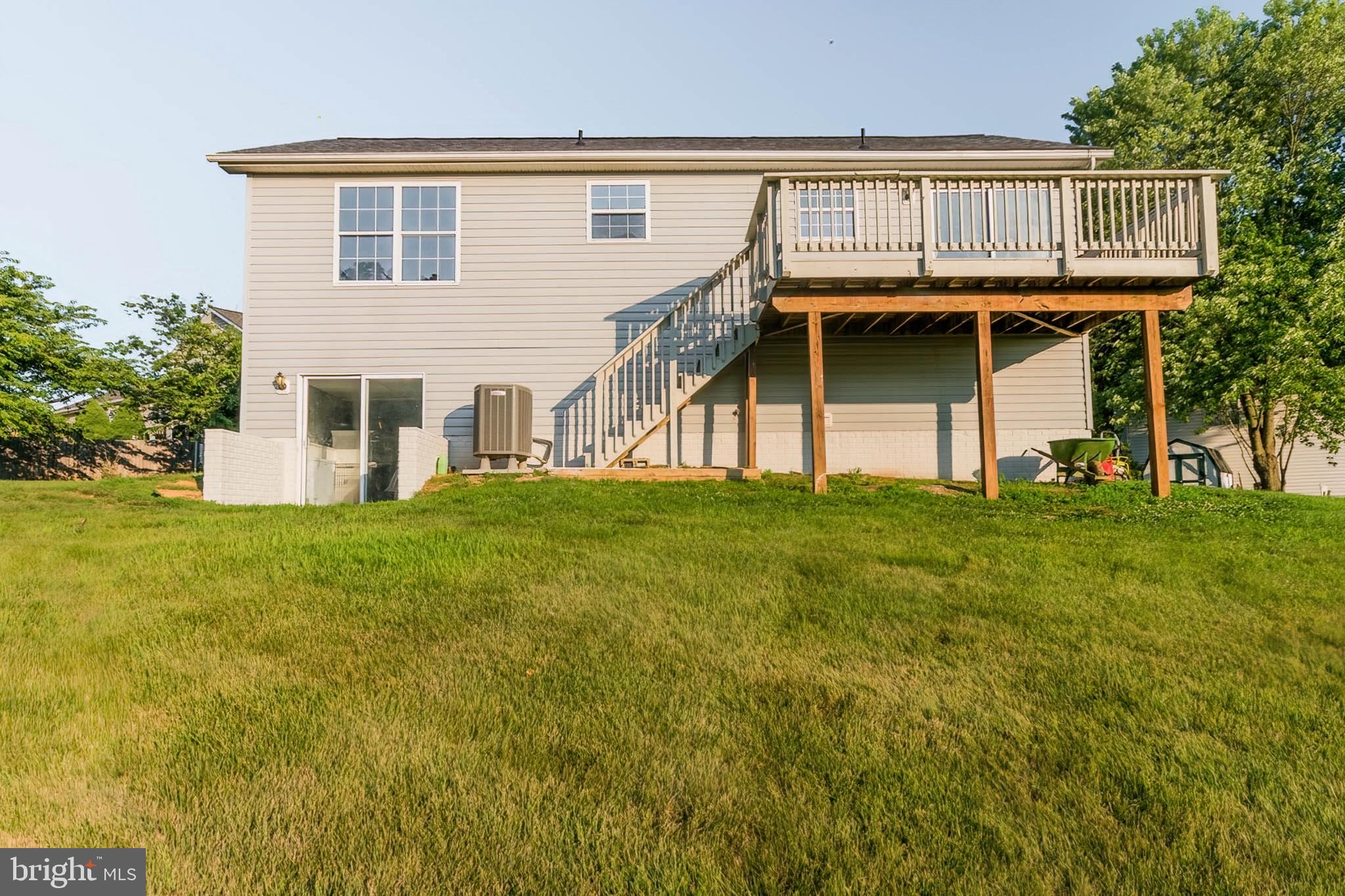 BRIAR RUN - Residential