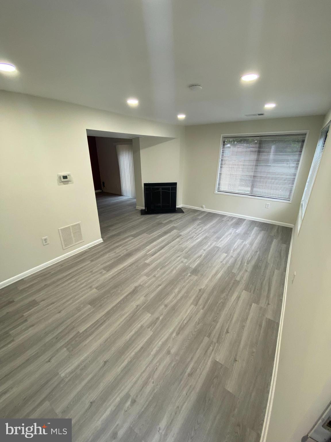 GERMANTOWN PARK - Residential Lease