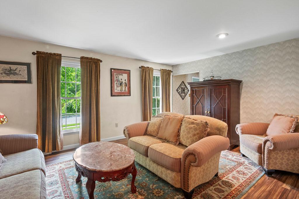 GRINGS HILL ESTATE - Residential