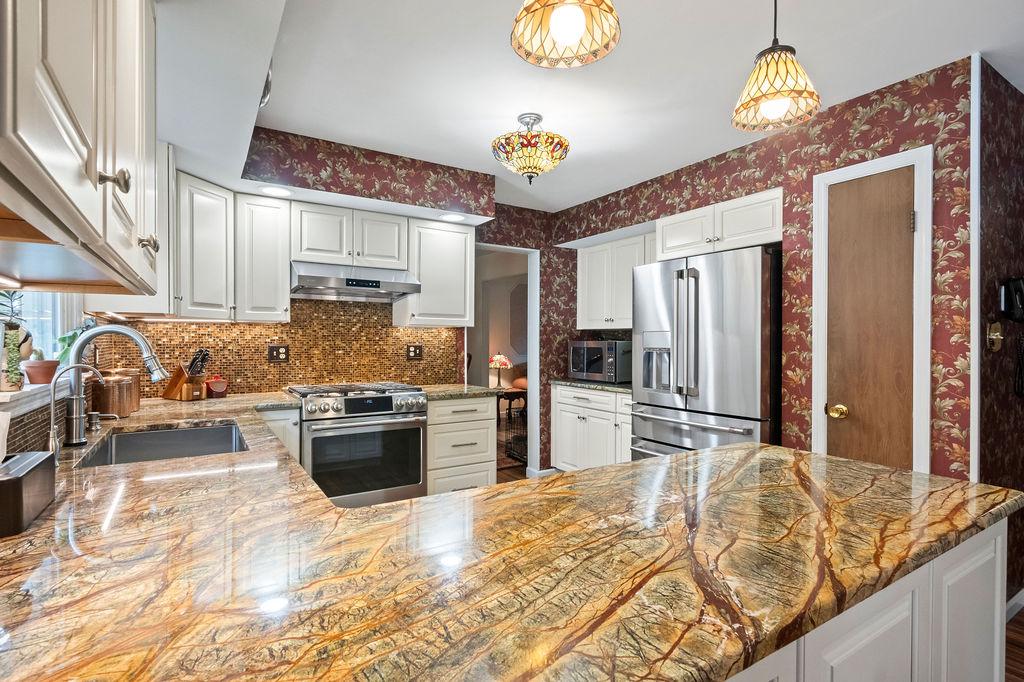 GRINGS HILL ESTATE - Residential
