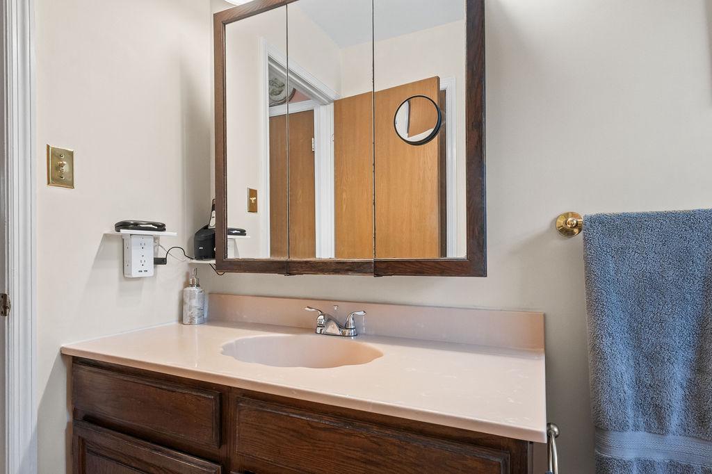 GRINGS HILL ESTATE - Residential