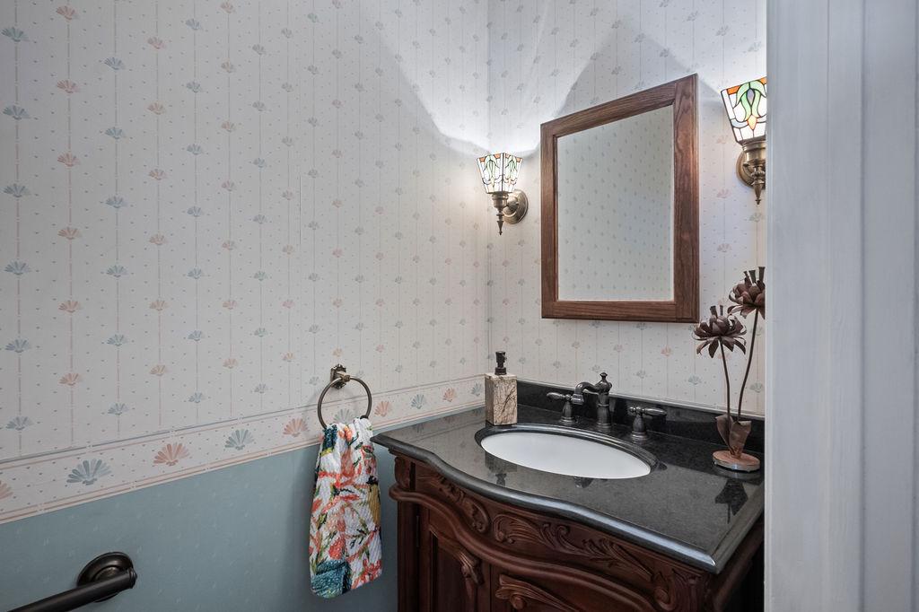 GRINGS HILL ESTATE - Residential