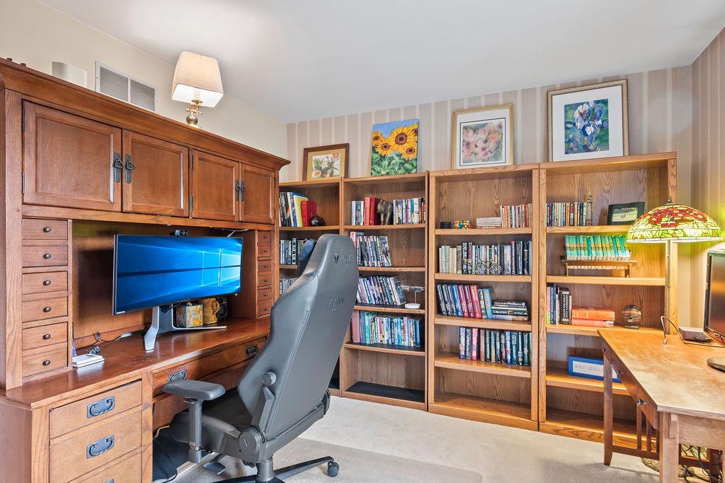 GRINGS HILL ESTATE - Residential