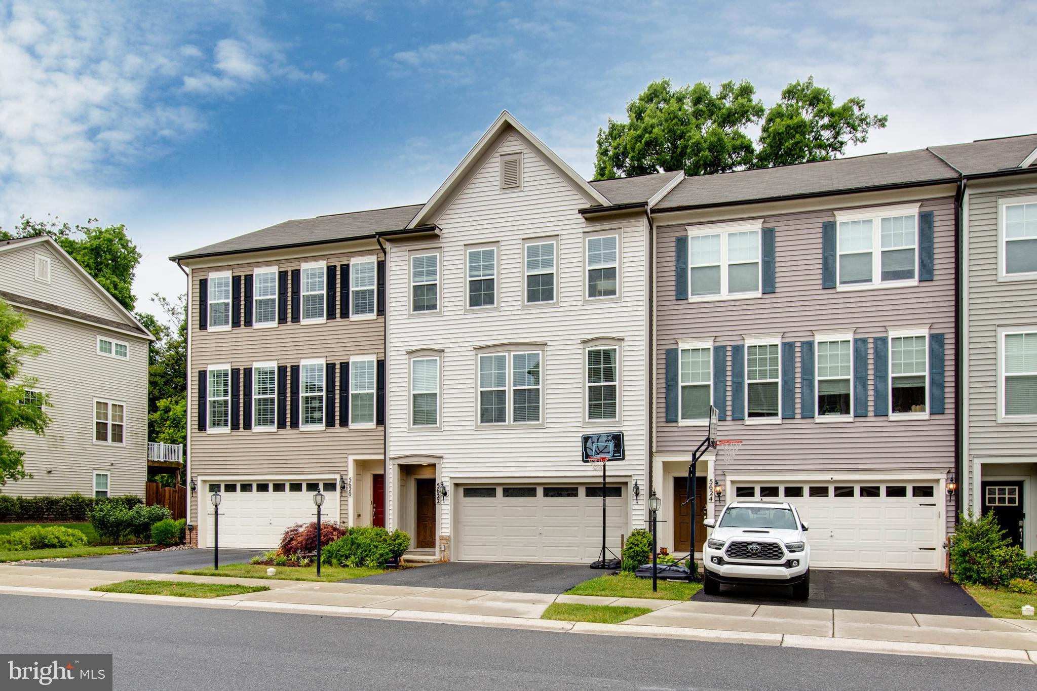 TALLYN RIDGE AT PINECLIFF PARK - Residential