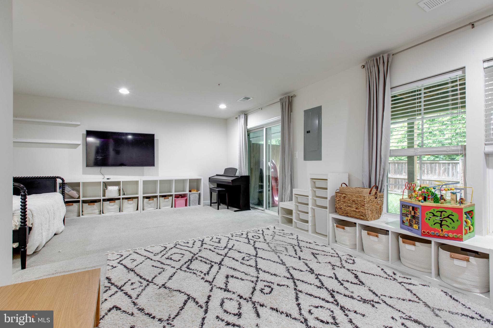 TALLYN RIDGE AT PINECLIFF PARK - Residential