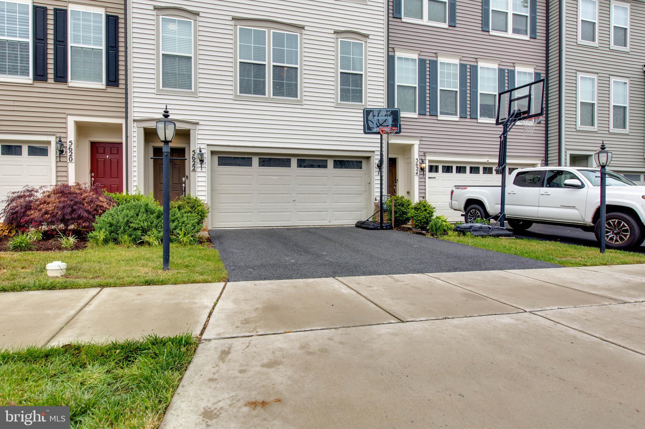 TALLYN RIDGE AT PINECLIFF PARK - Residential