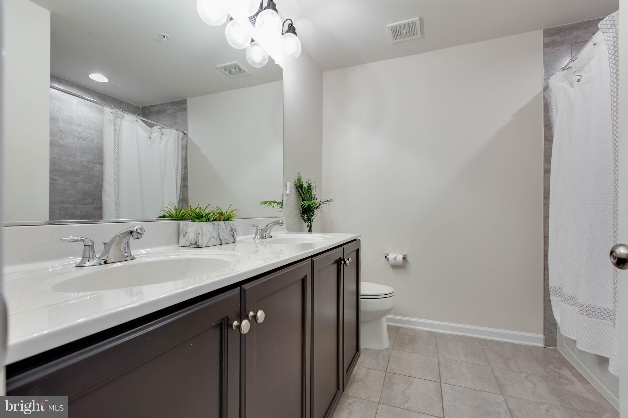 TALLYN RIDGE AT PINECLIFF PARK - Residential