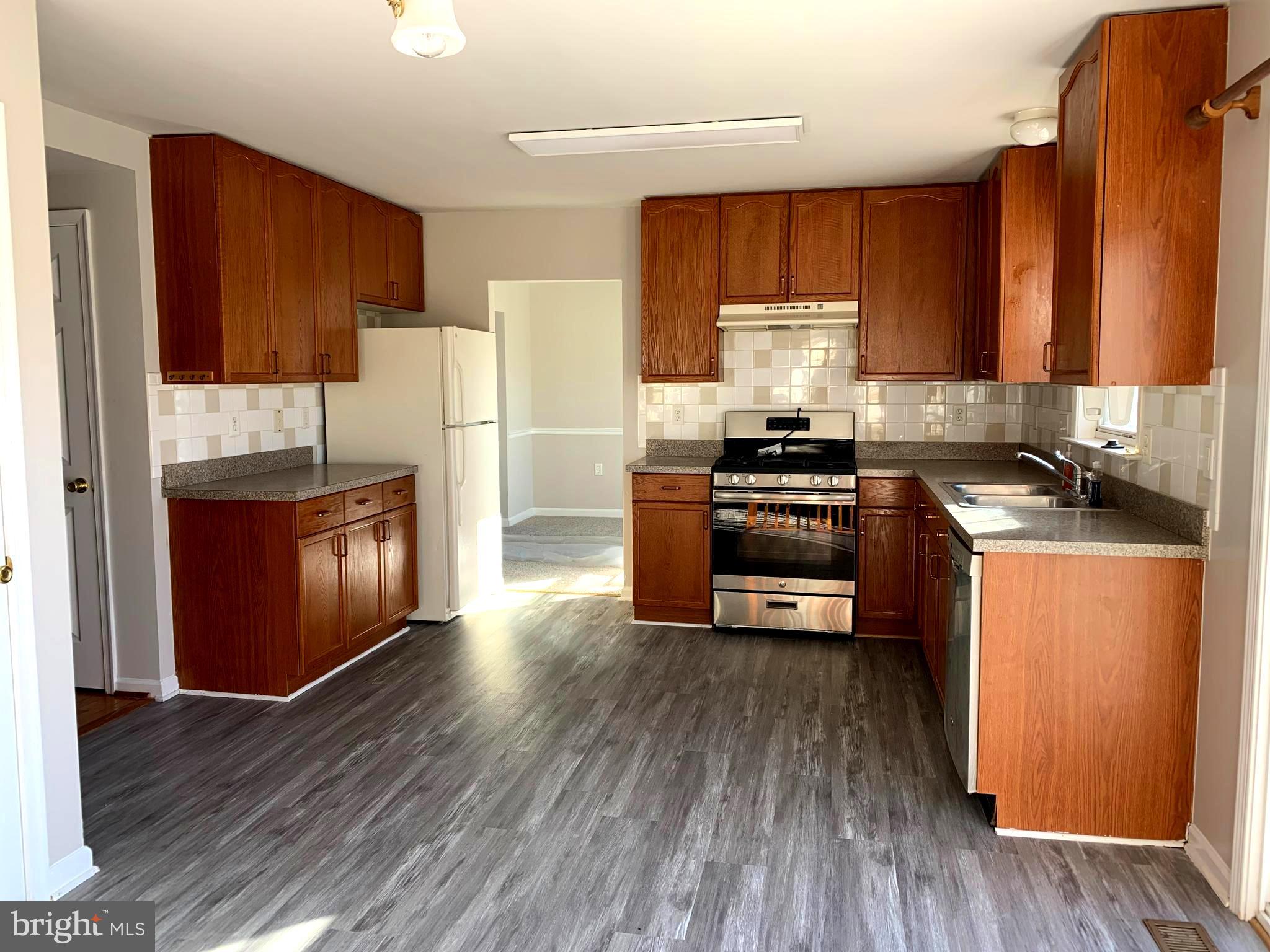 MCCAULEY CROSSING - Residential