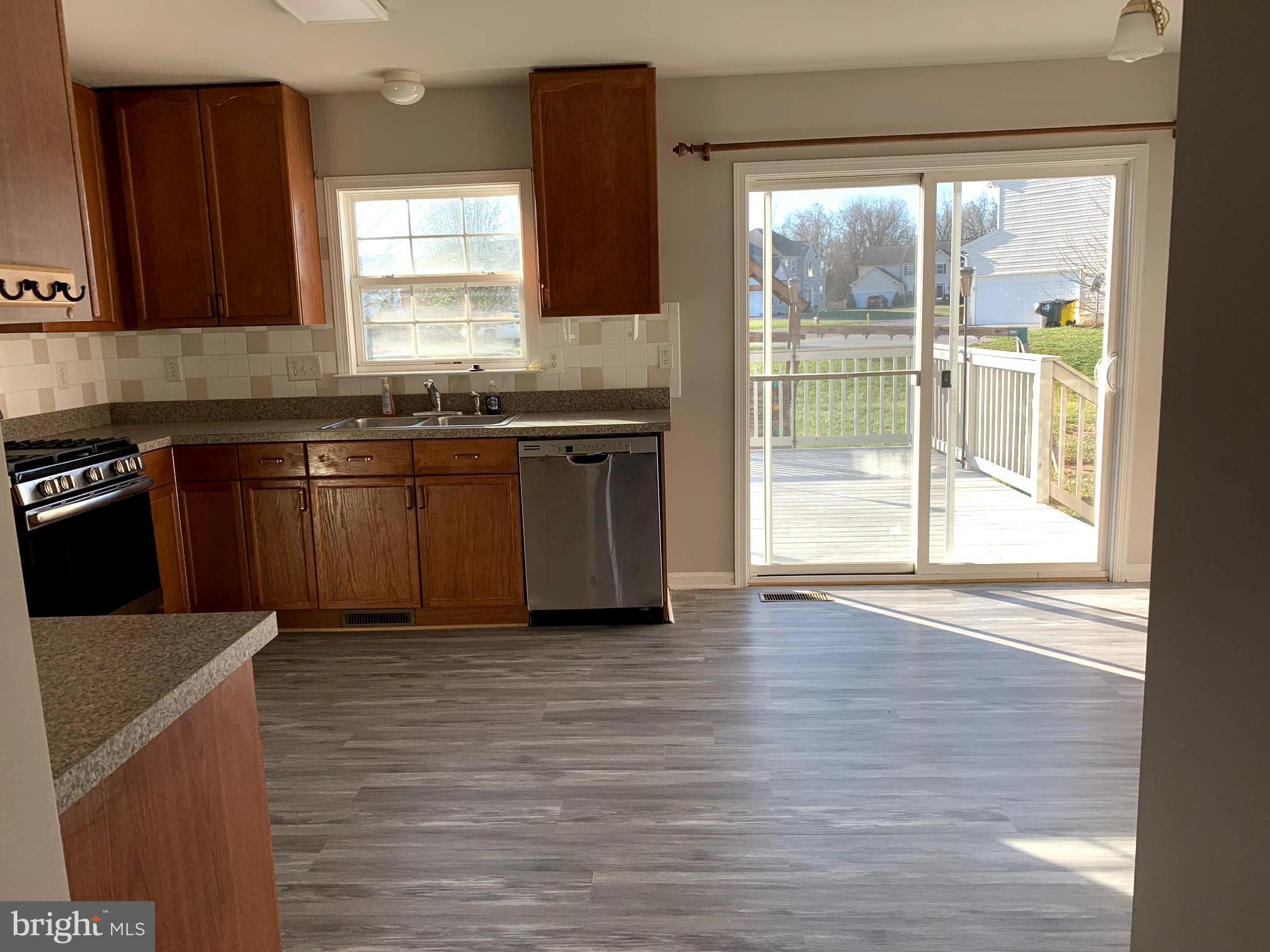 MCCAULEY CROSSING - Residential