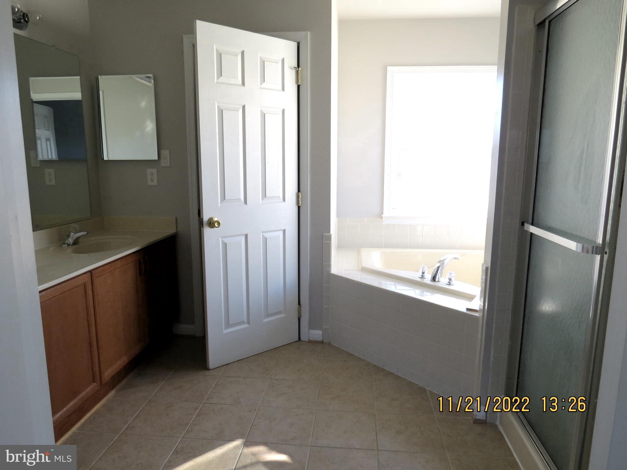 MCCAULEY CROSSING - Residential