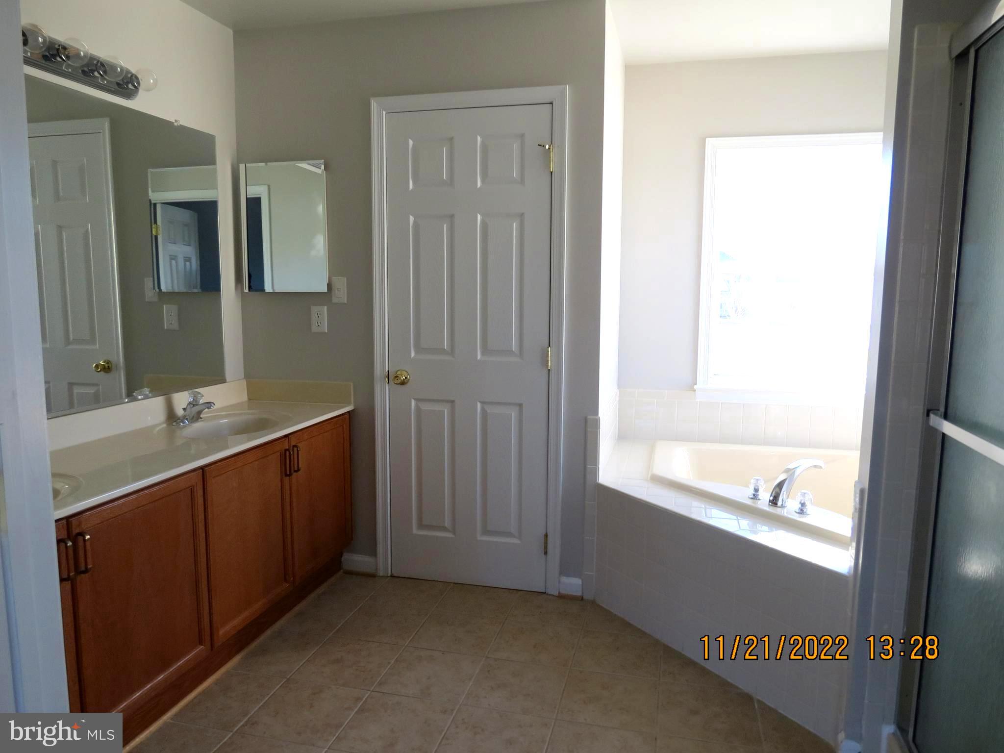 MCCAULEY CROSSING - Residential