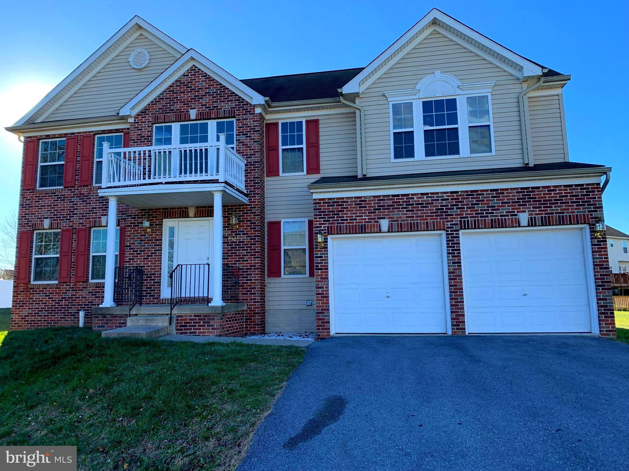 MCCAULEY CROSSING - Residential