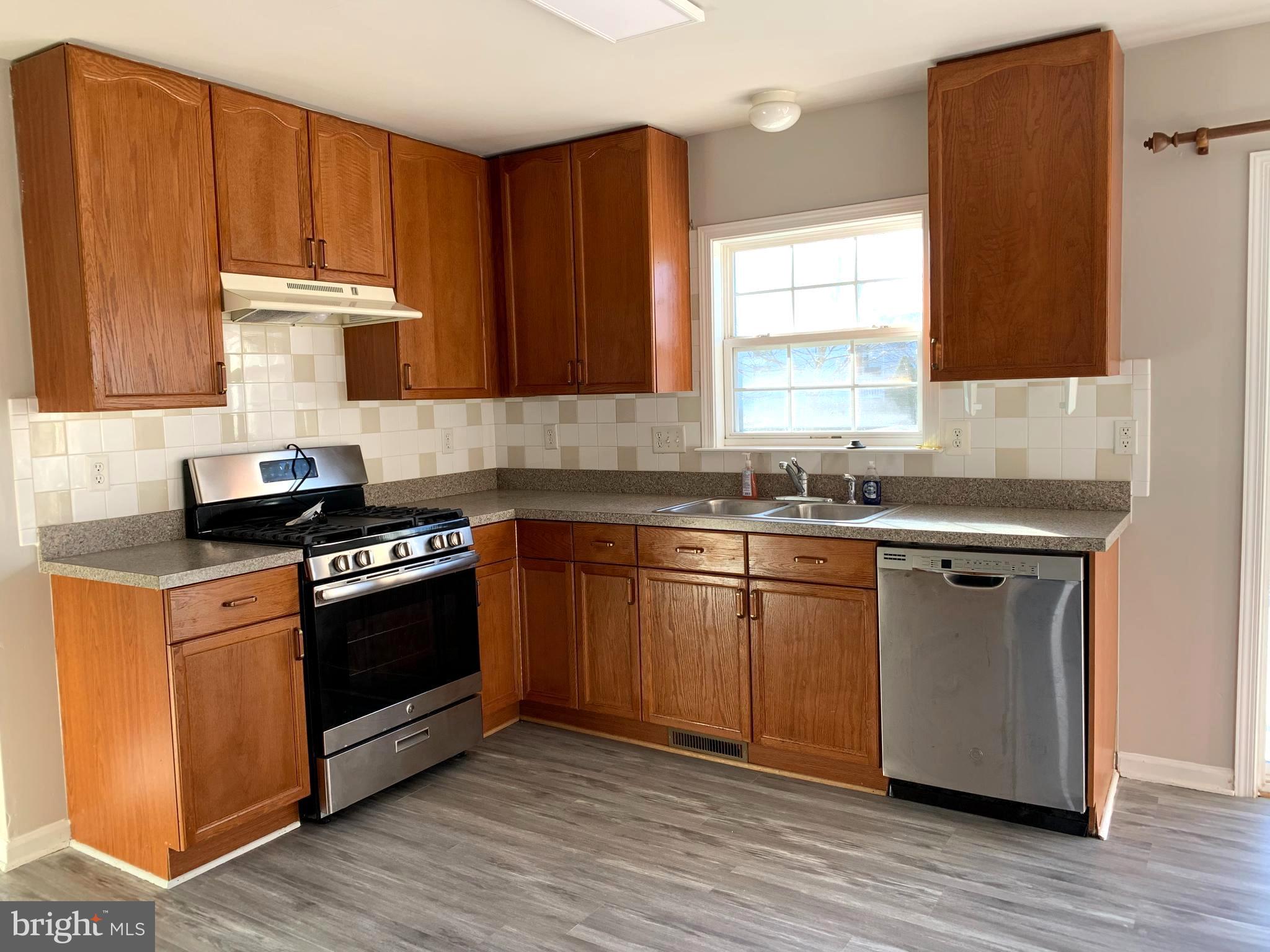 MCCAULEY CROSSING - Residential