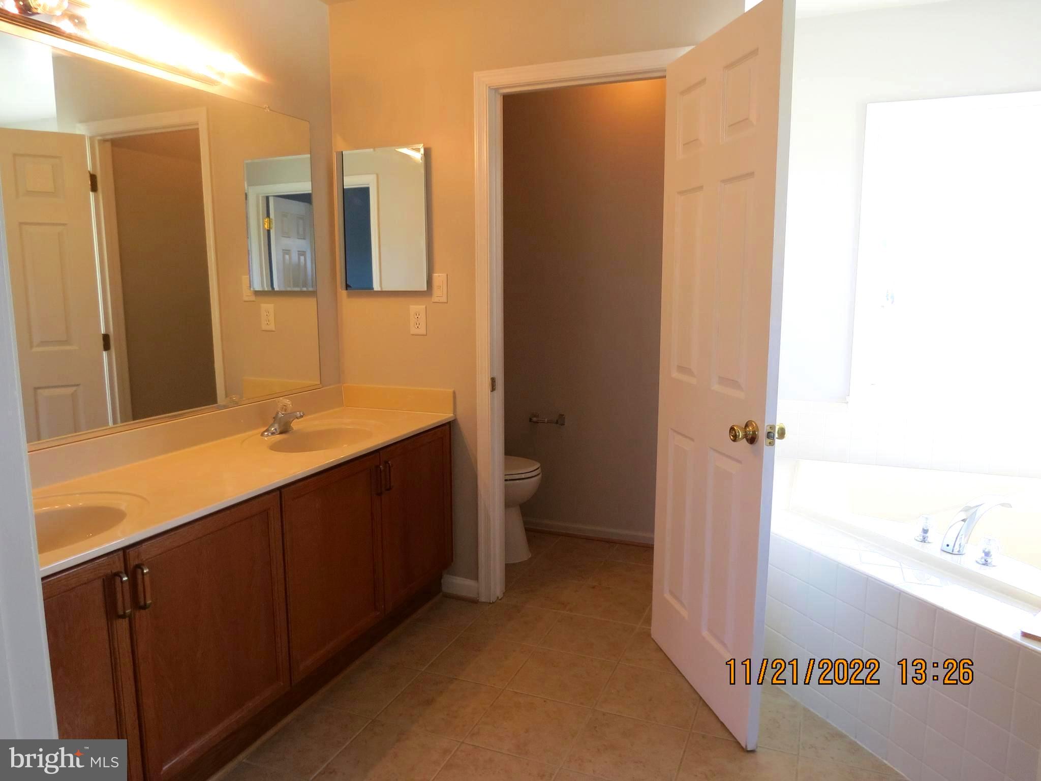 MCCAULEY CROSSING - Residential