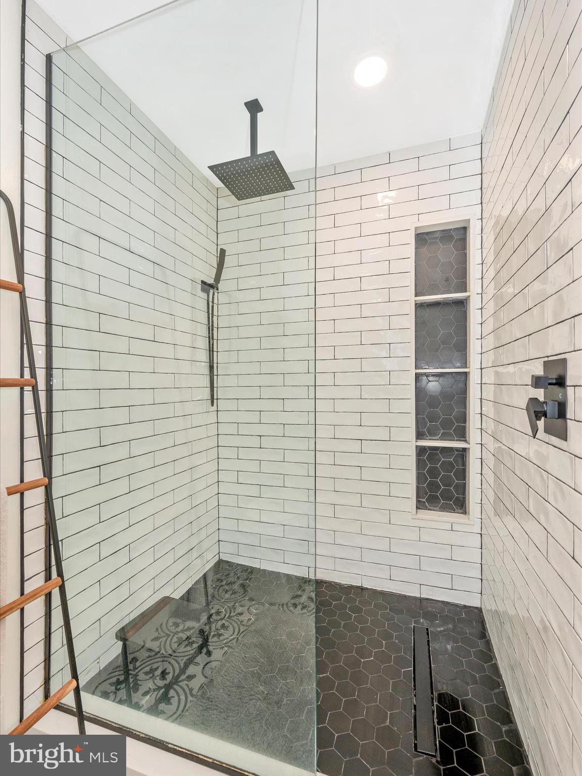 LAKELANDS - Residential