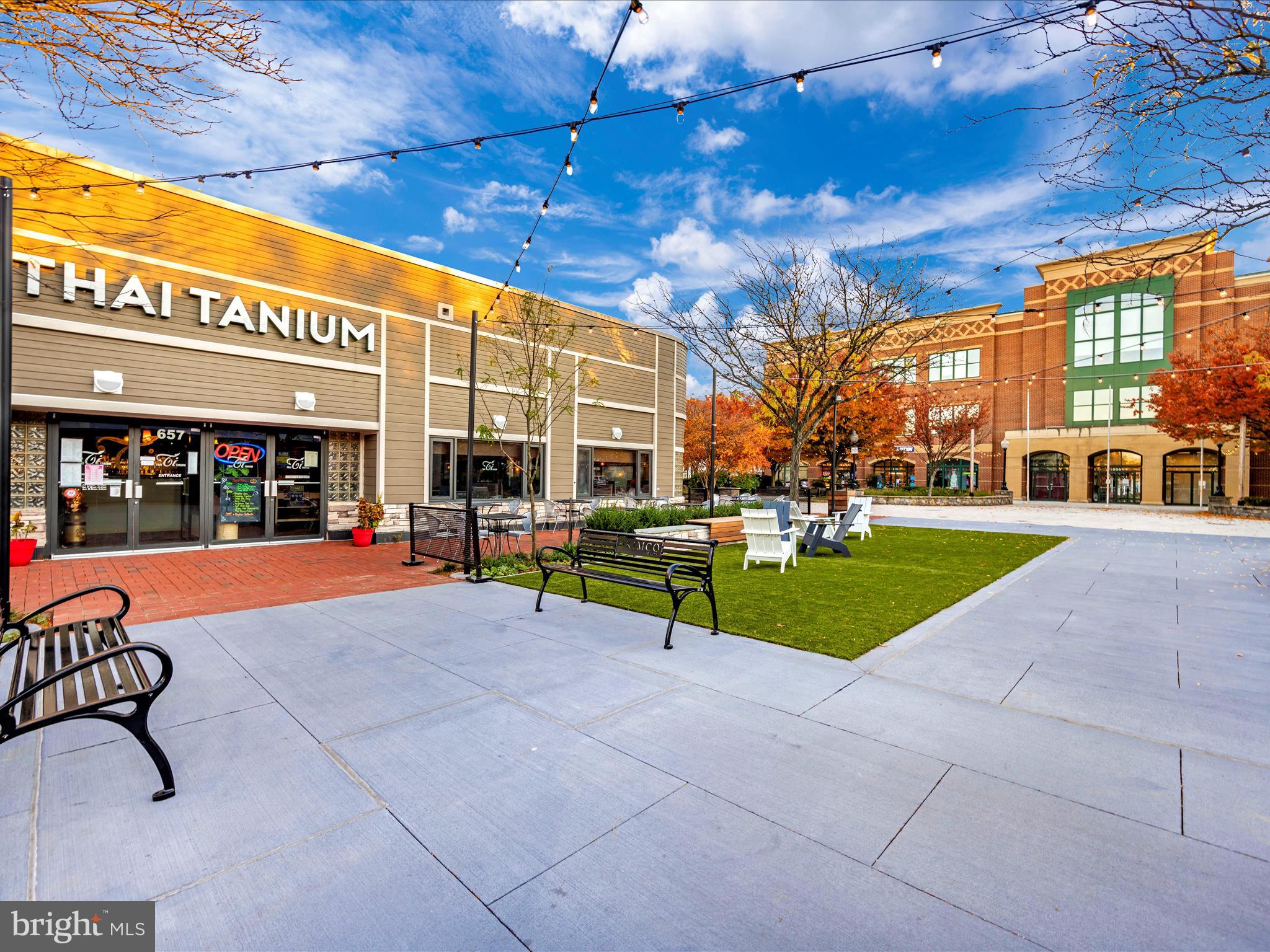 LAKELANDS - Residential