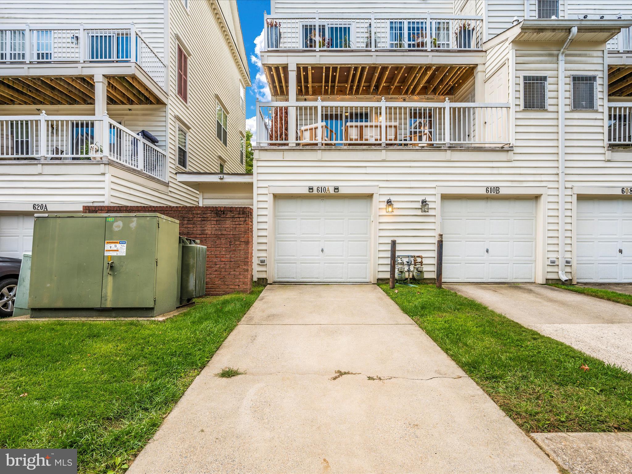 LAKELANDS - Residential