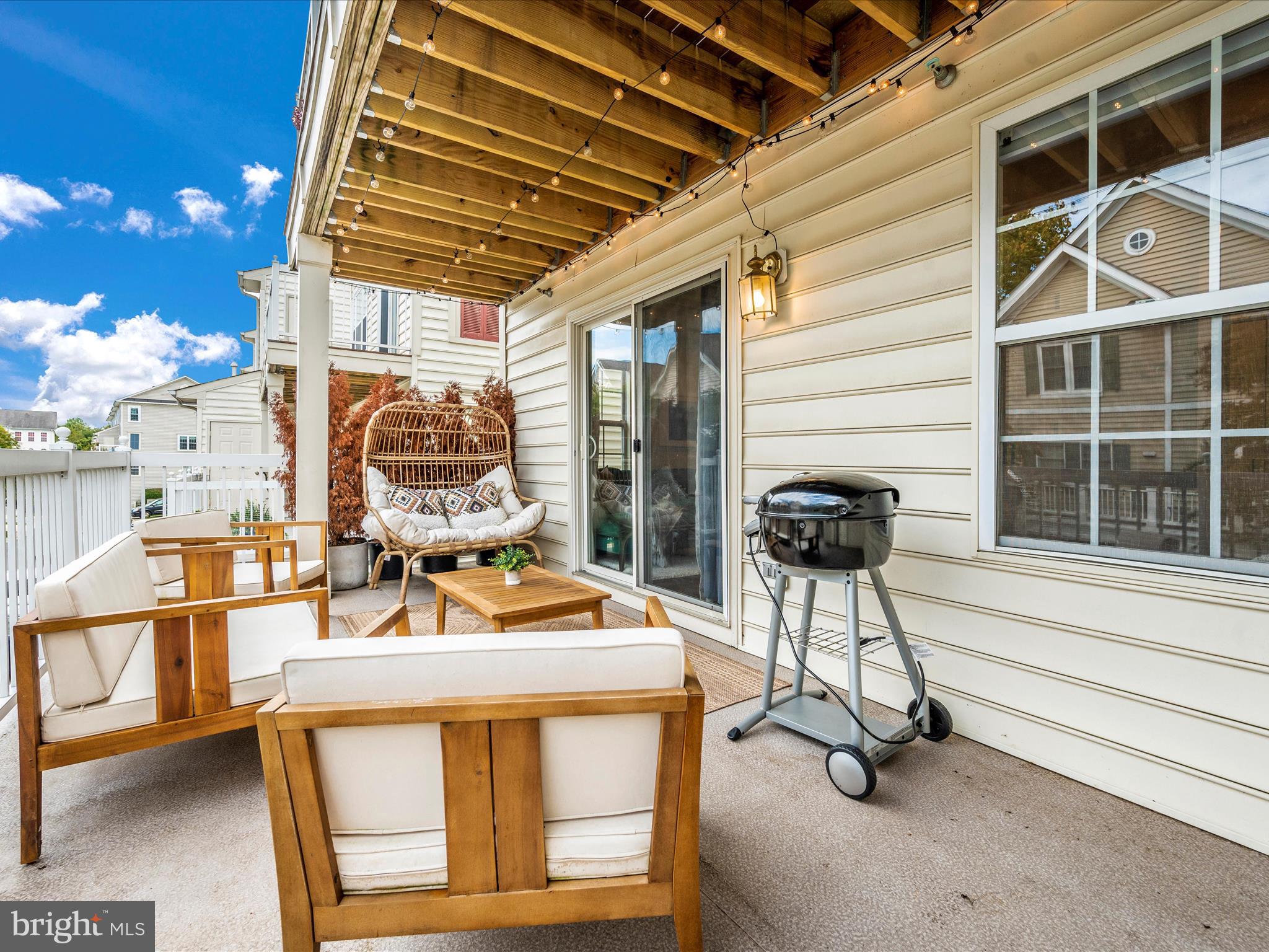 LAKELANDS - Residential