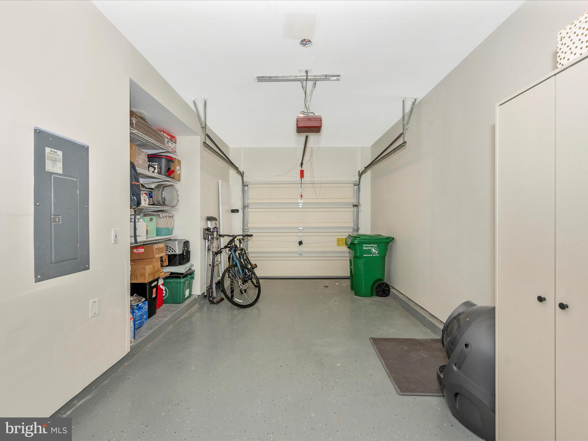 LAKELANDS - Residential