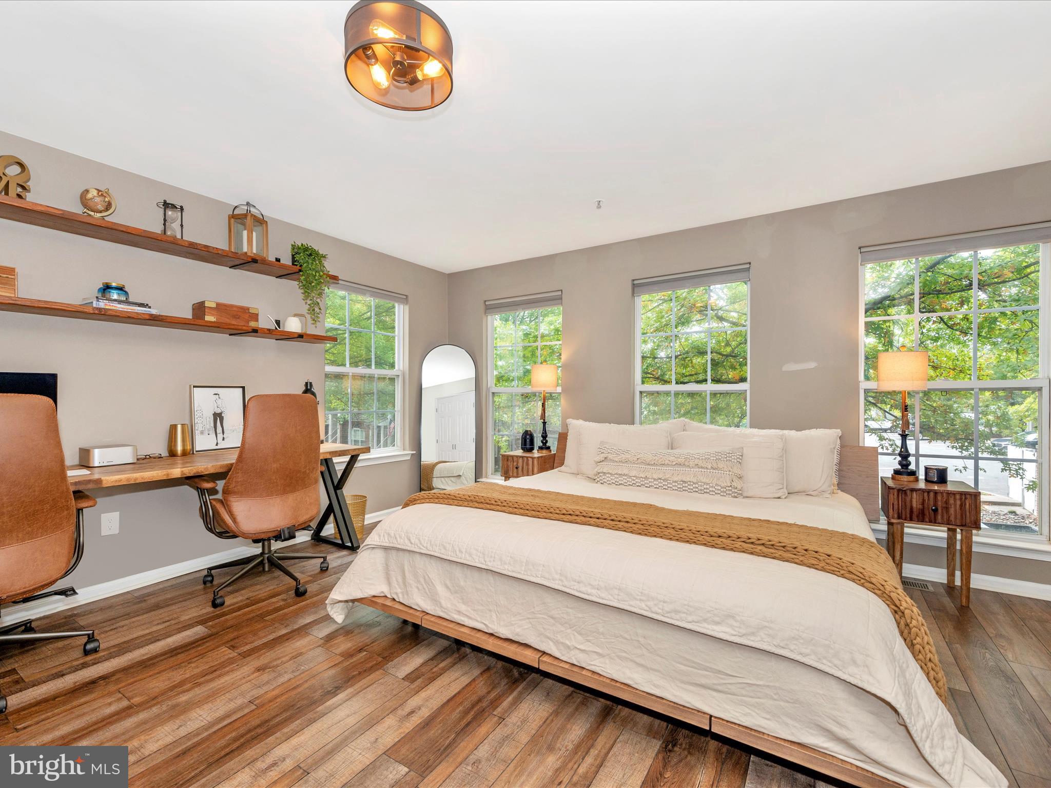 LAKELANDS - Residential