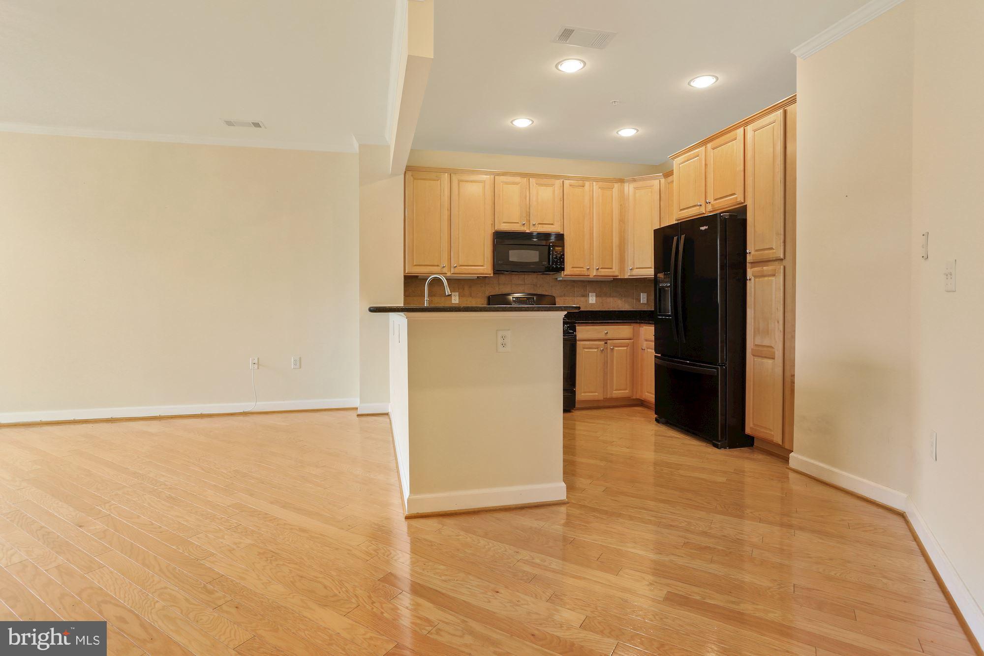 CAMERON STATION - Residential Lease