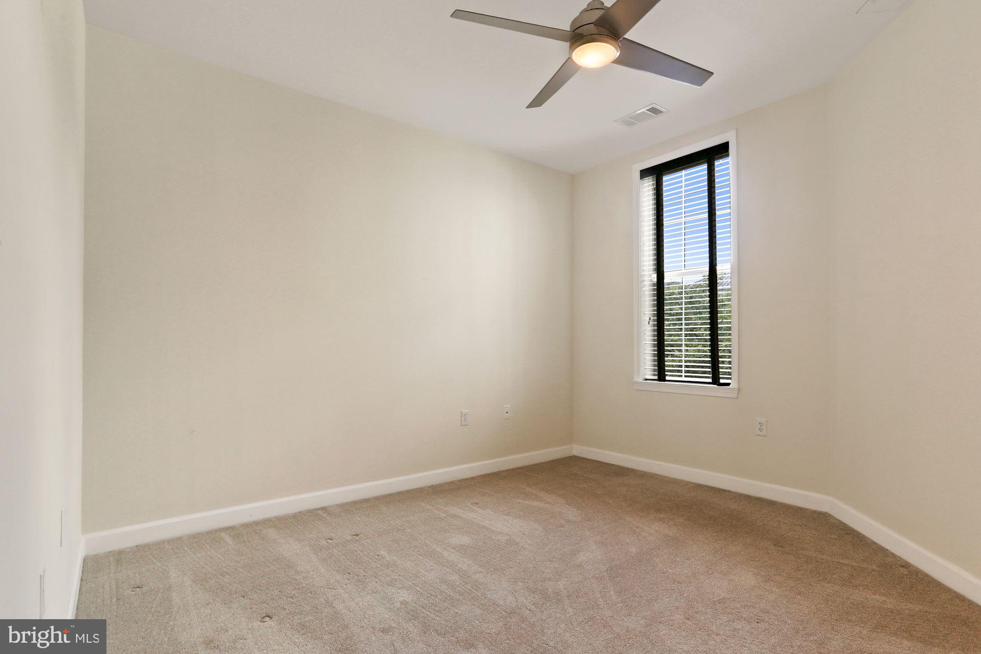 CAMERON STATION - Residential Lease