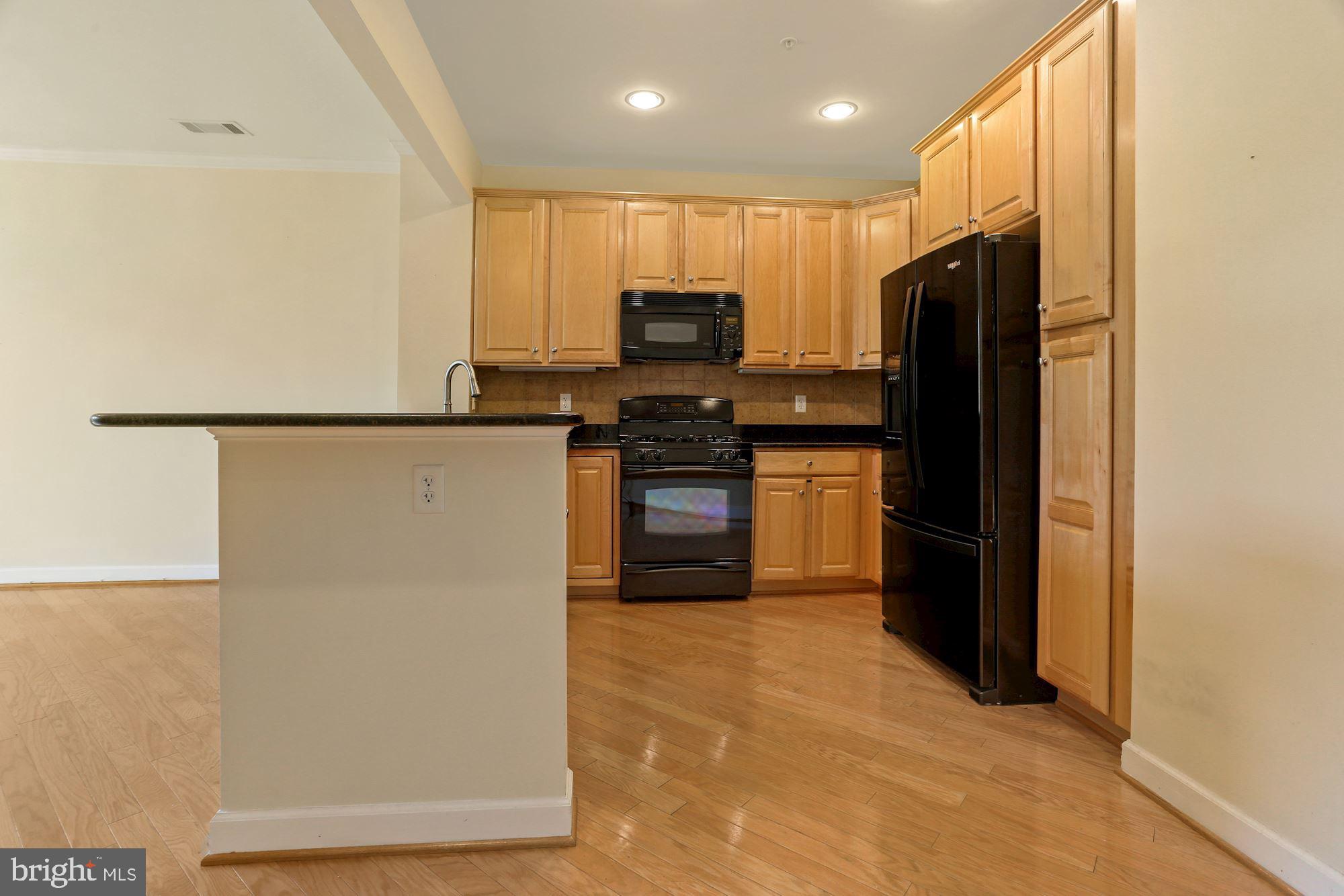 CAMERON STATION - Residential Lease