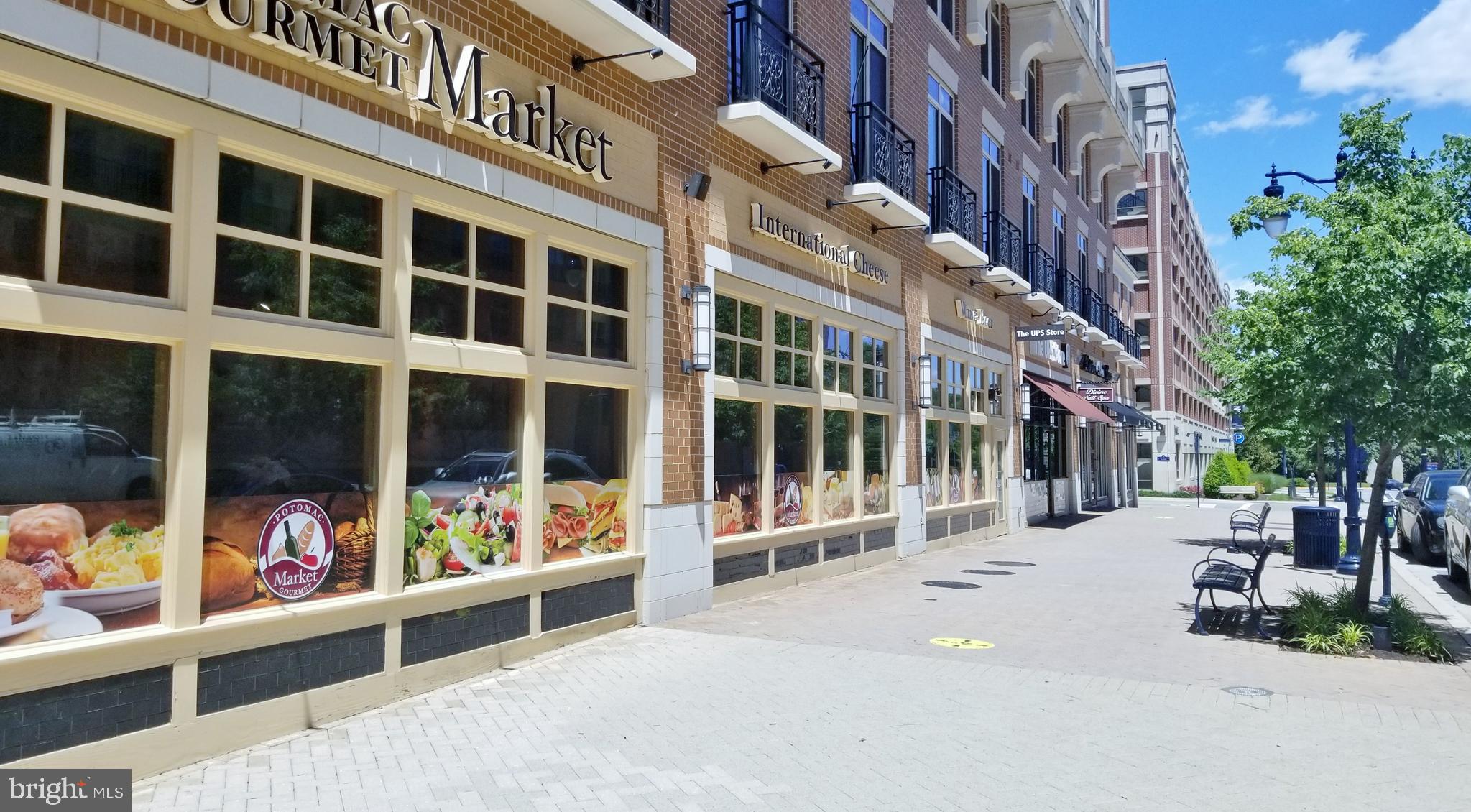 ONE NATIONAL HARBOR CONDOMINIUM - Residential Lease