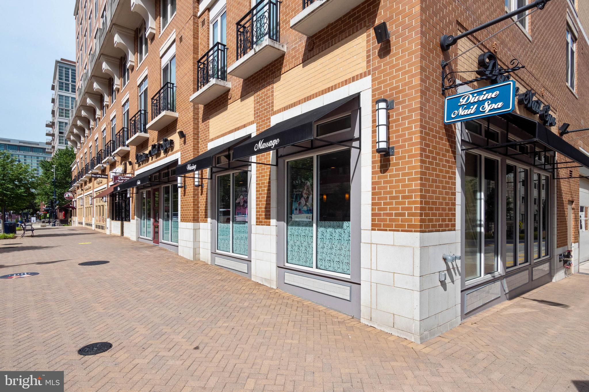 ONE NATIONAL HARBOR CONDOMINIUM - Residential Lease