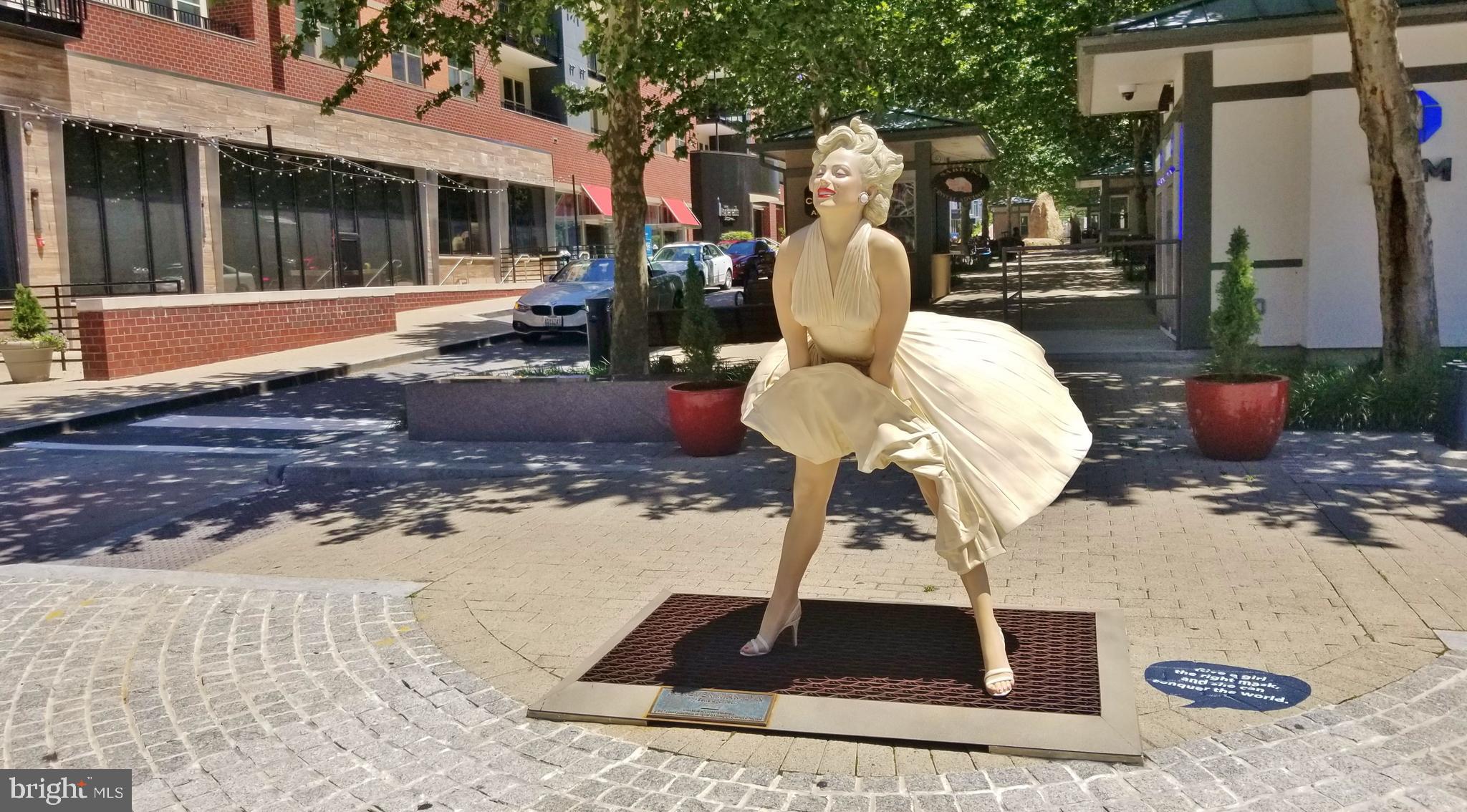 ONE NATIONAL HARBOR CONDOMINIUM - Residential Lease