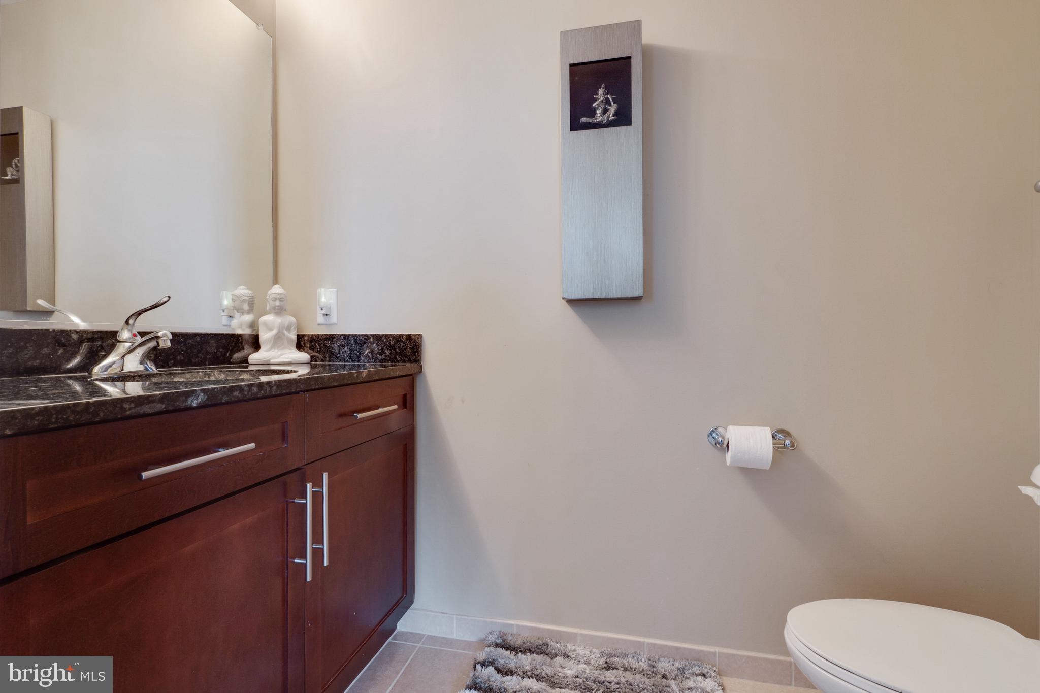 ONE NATIONAL HARBOR CONDOMINIUM - Residential Lease