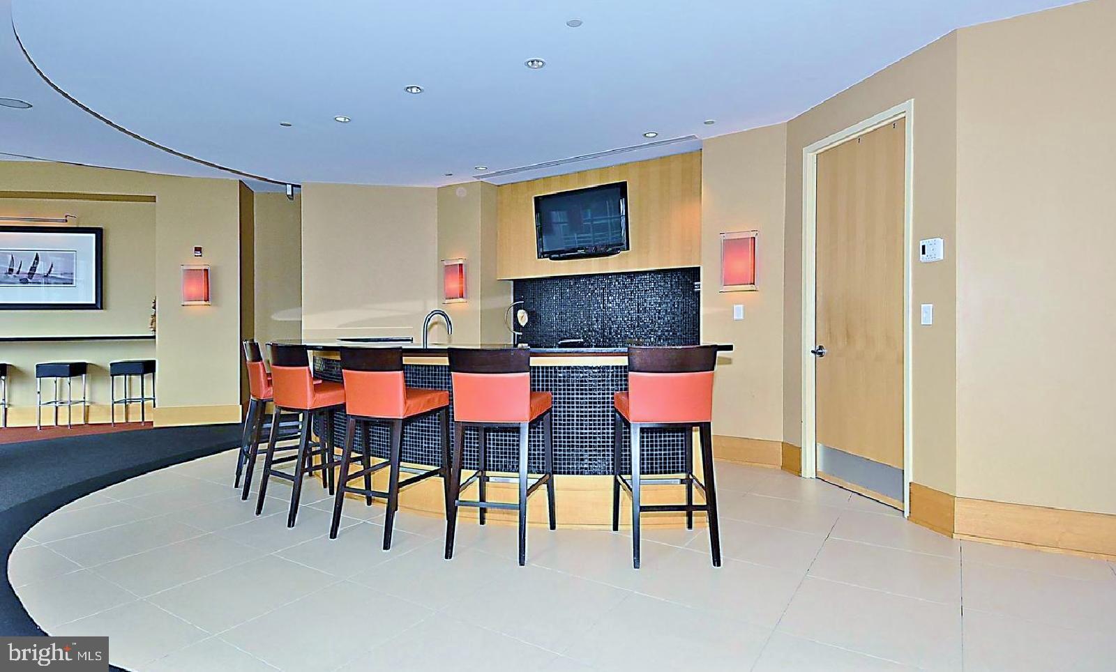 ONE NATIONAL HARBOR CONDOMINIUM - Residential Lease