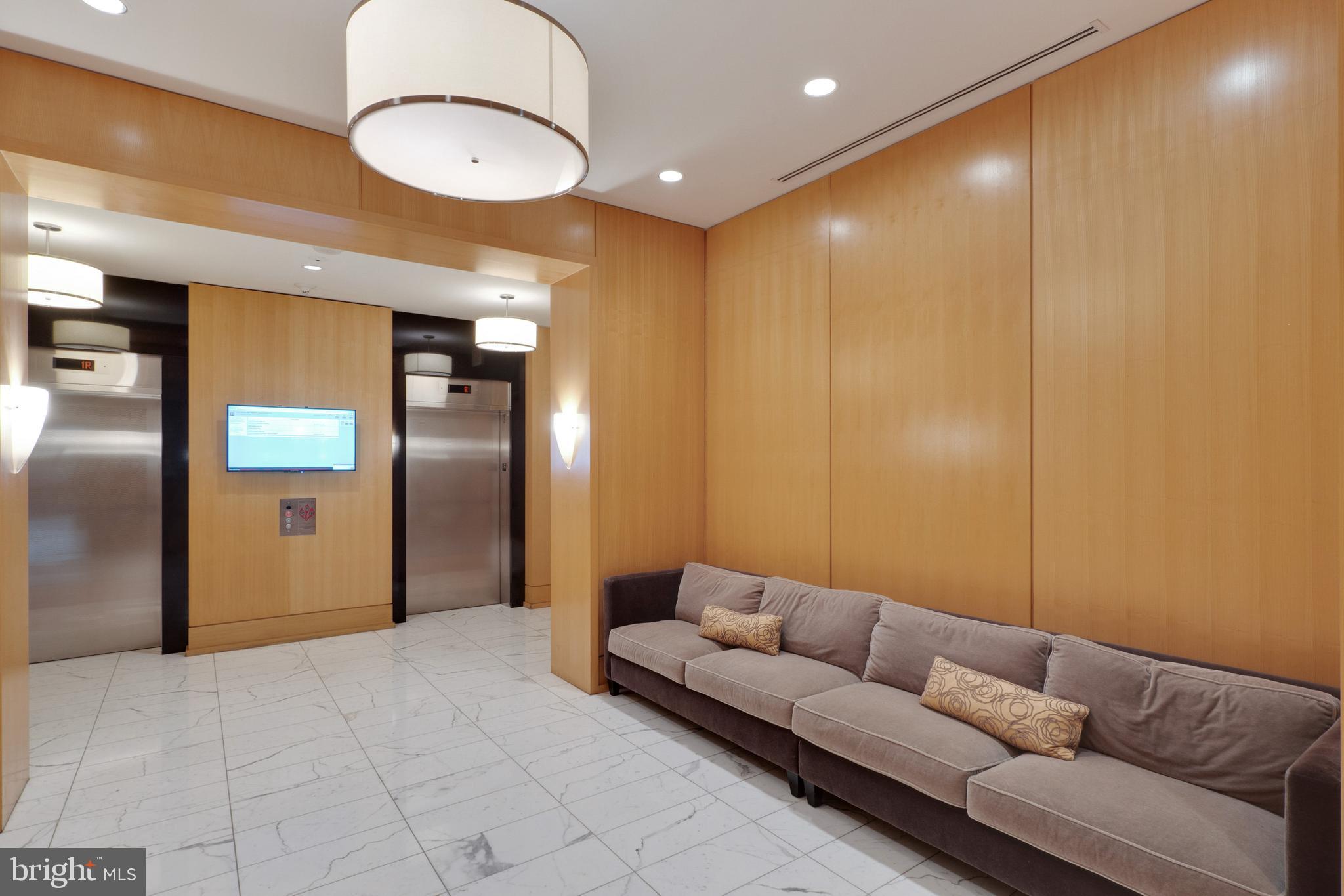 ONE NATIONAL HARBOR CONDOMINIUM - Residential Lease