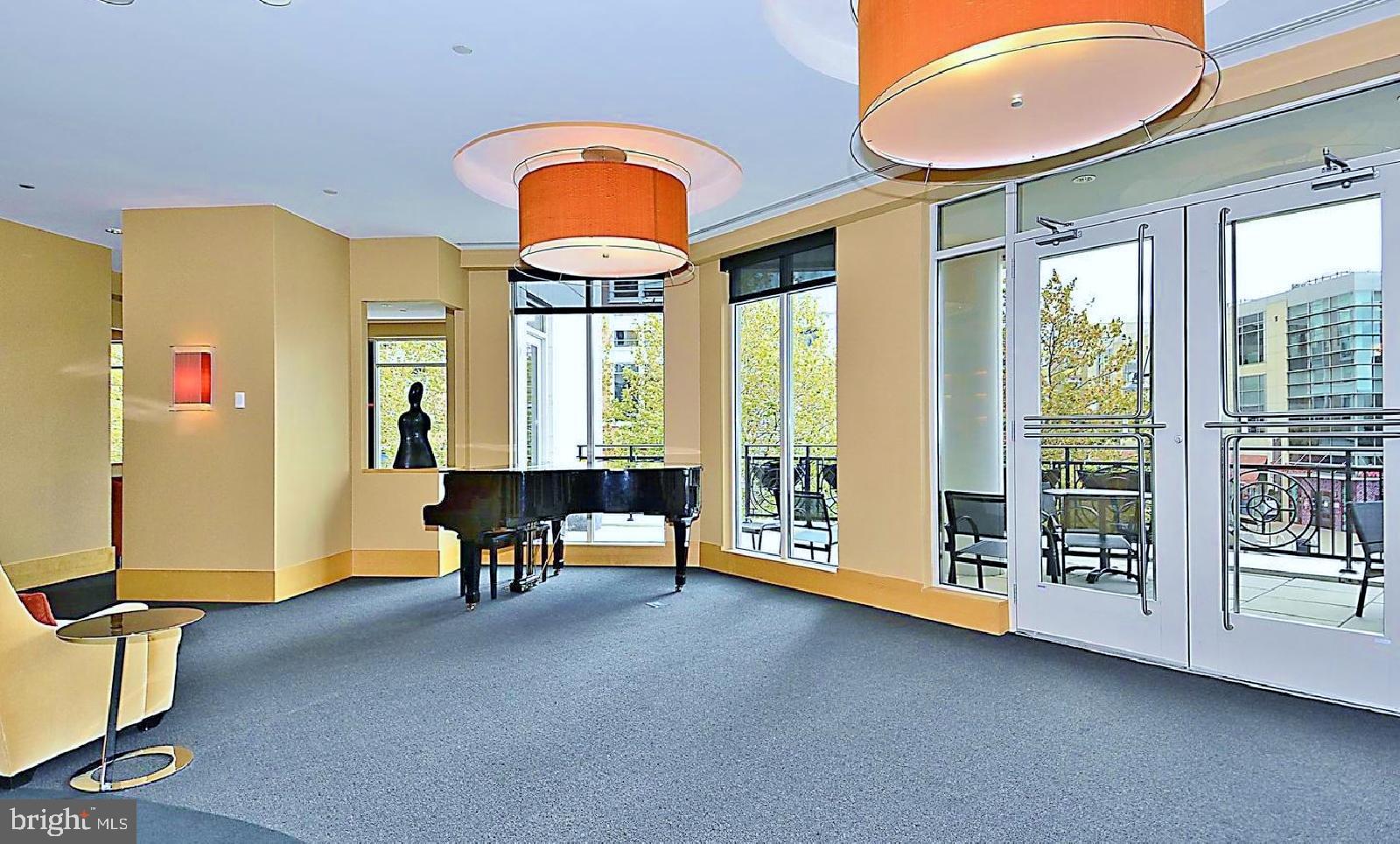 ONE NATIONAL HARBOR CONDOMINIUM - Residential Lease