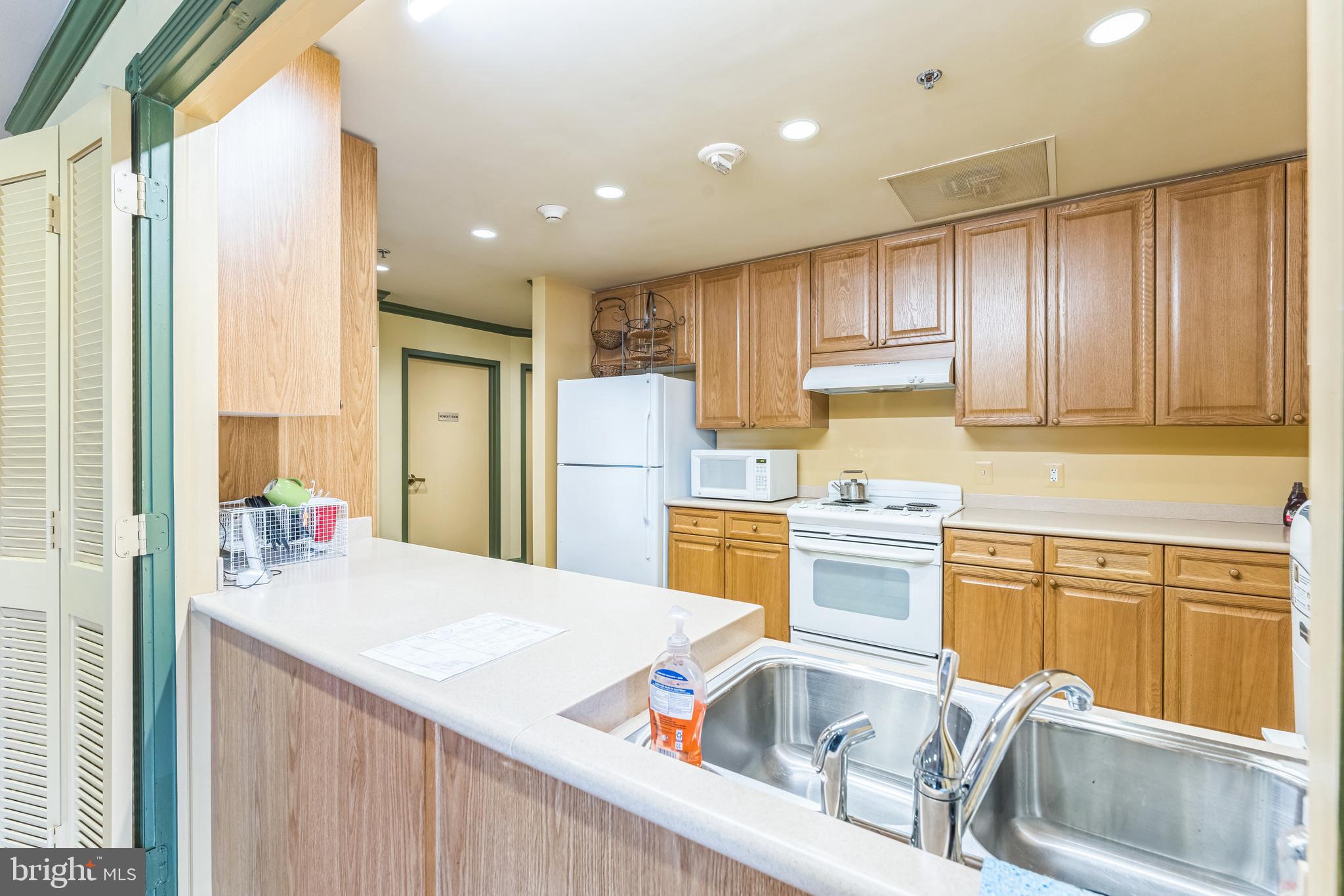 THE RESERVE AT HERITAGE HARBOUR - Residential Lease