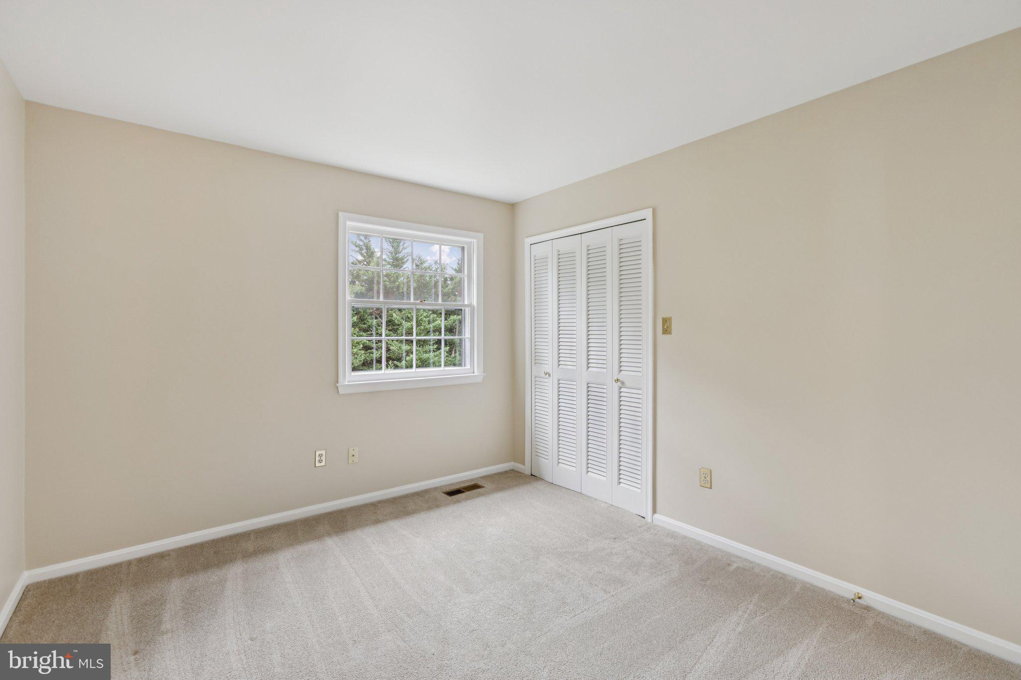 COUNTRY CLUB HILLS - Residential