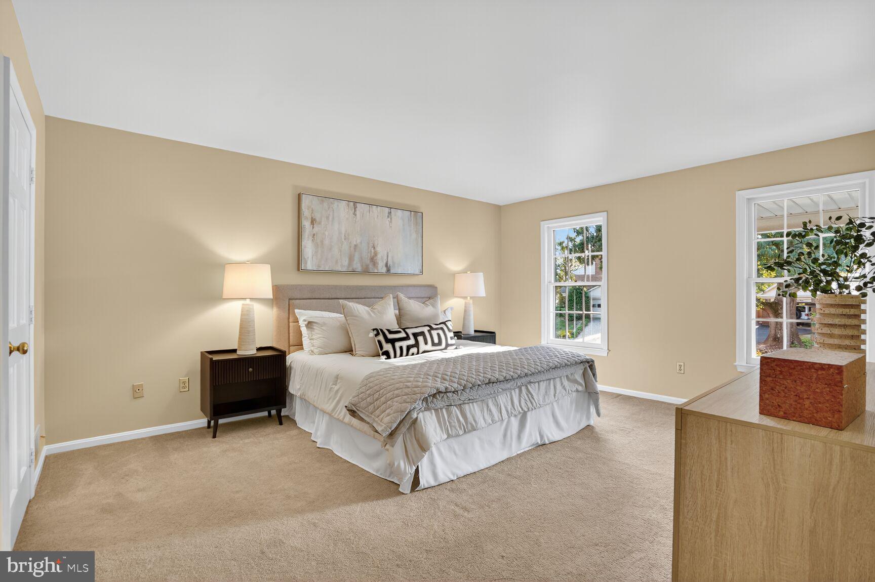 COUNTRY CLUB HILLS - Residential