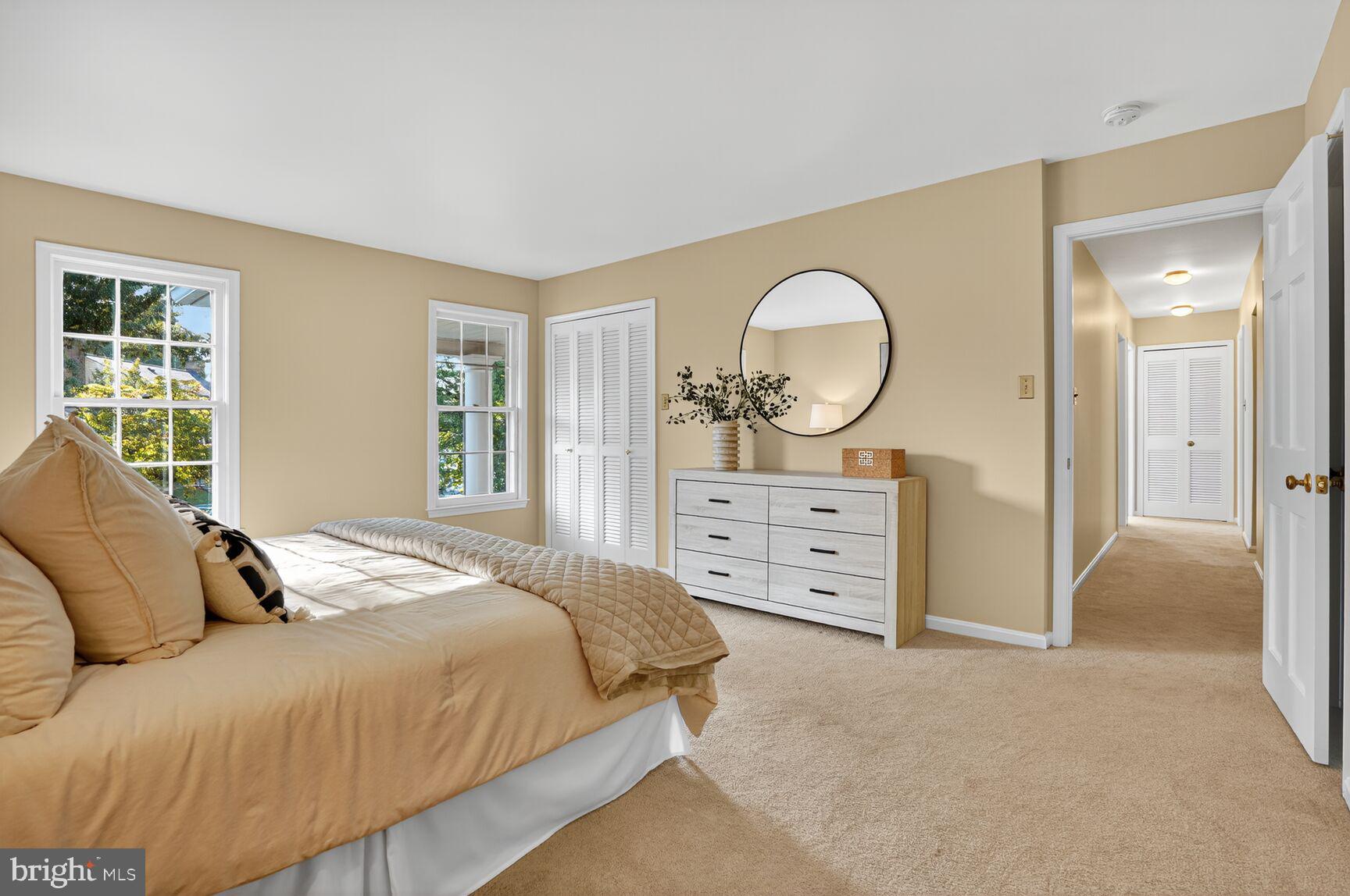 COUNTRY CLUB HILLS - Residential