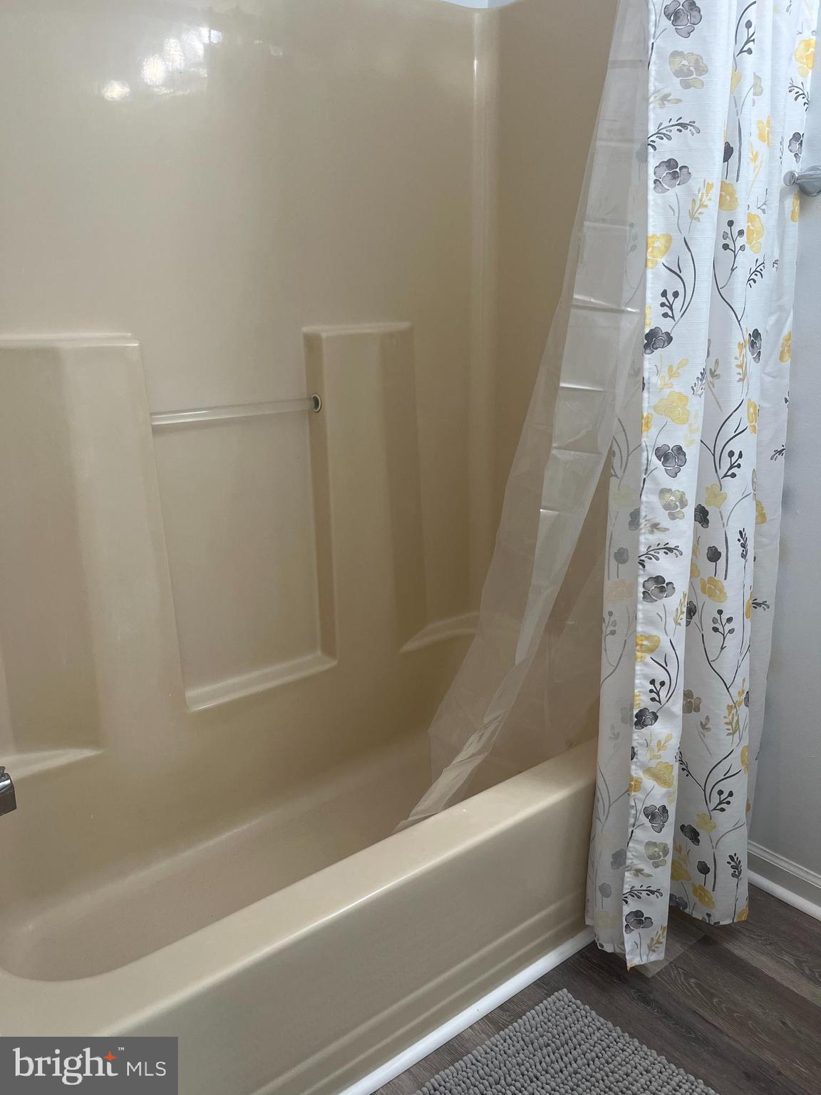 OPEQUON MEADOWS - Residential Lease