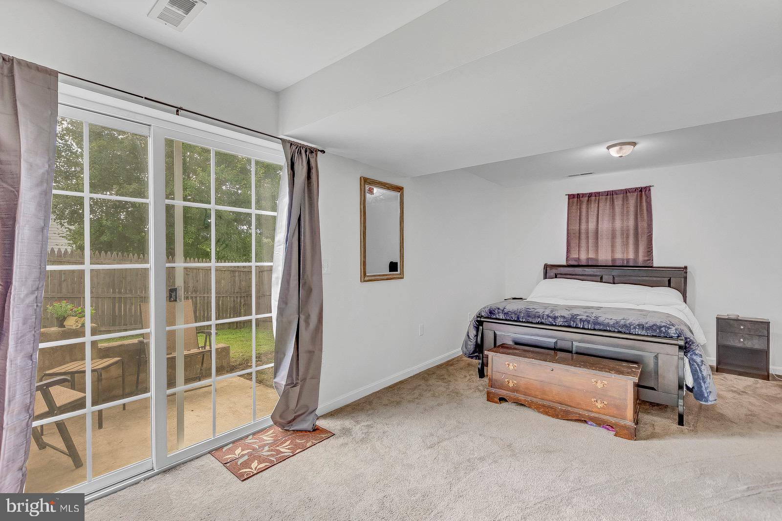 LAUREL RIDGE - Residential