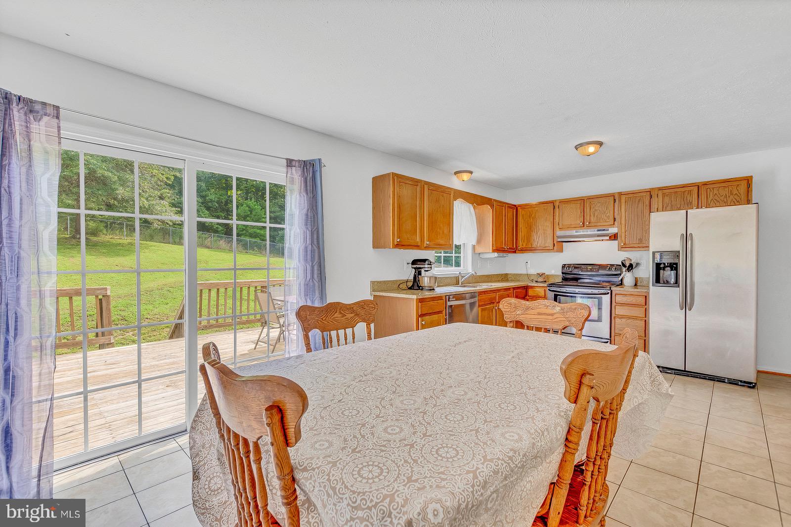 LAUREL RIDGE - Residential