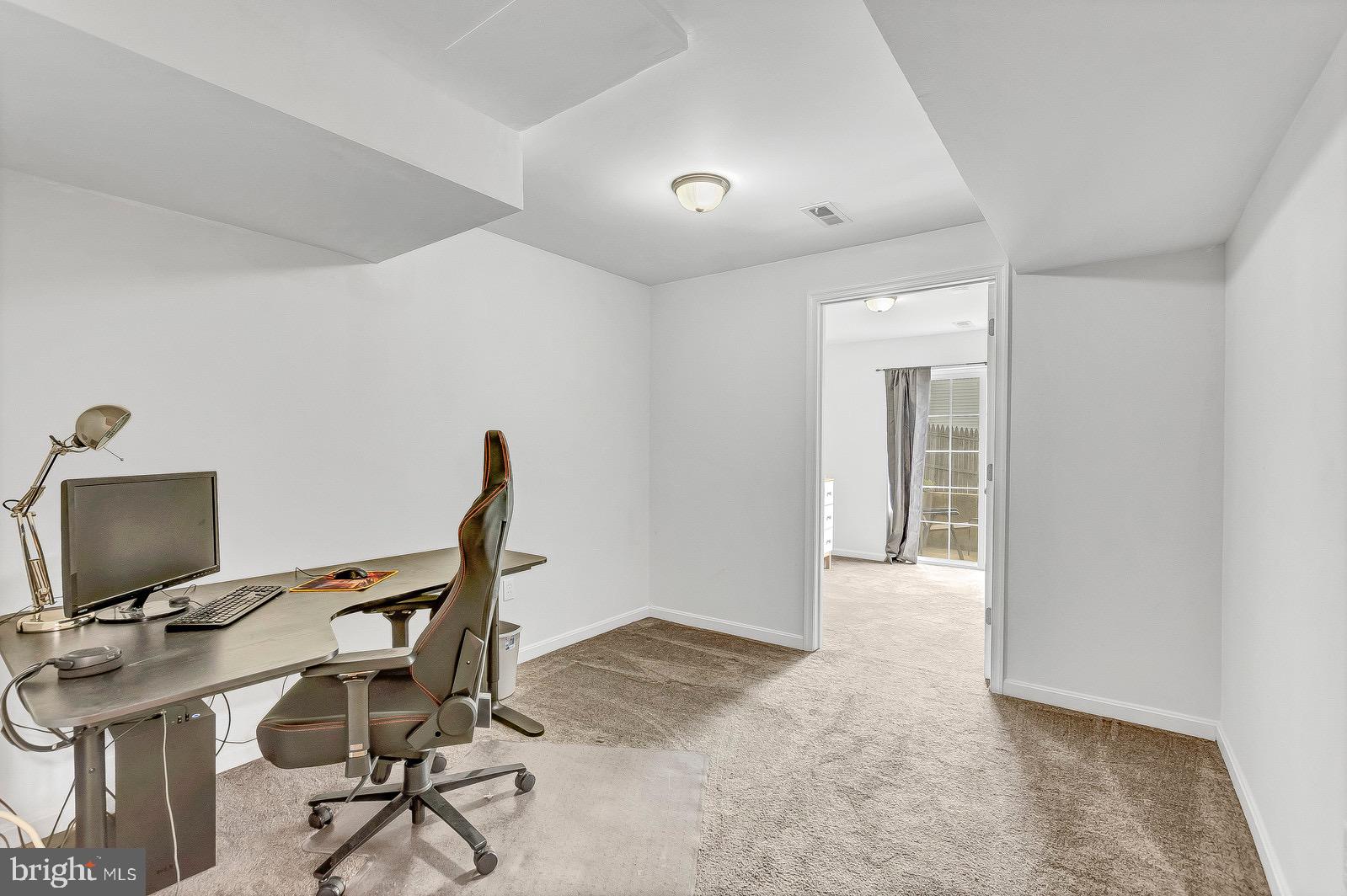 LAUREL RIDGE - Residential