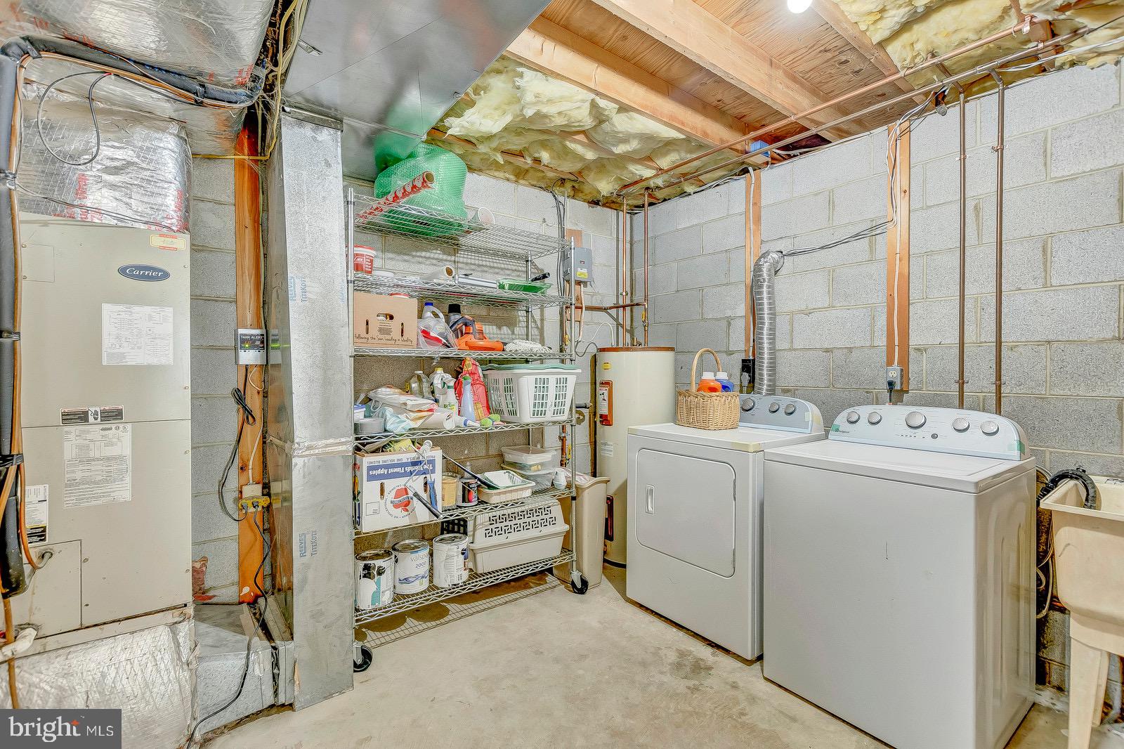 LAUREL RIDGE - Residential