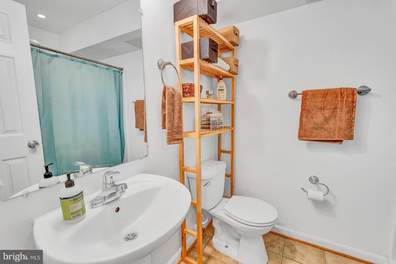 LAUREL RIDGE - Residential