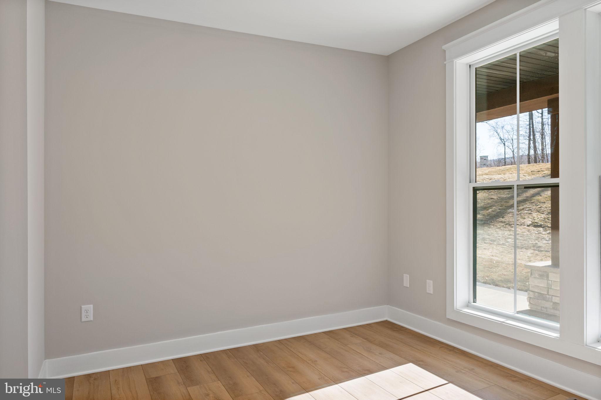 CACAPON SOUTH - Residential