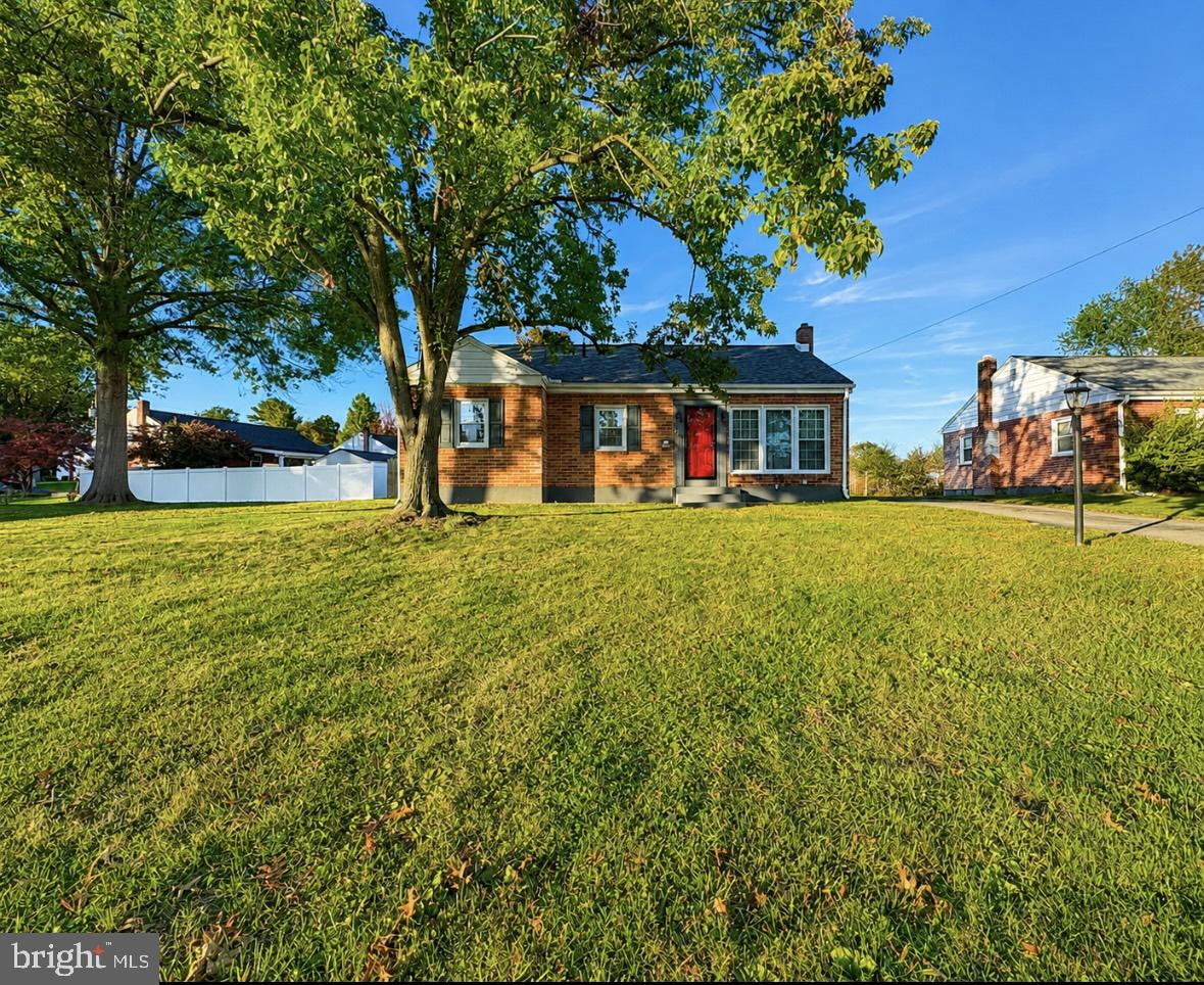 423 HAWTHORNE DRIVE